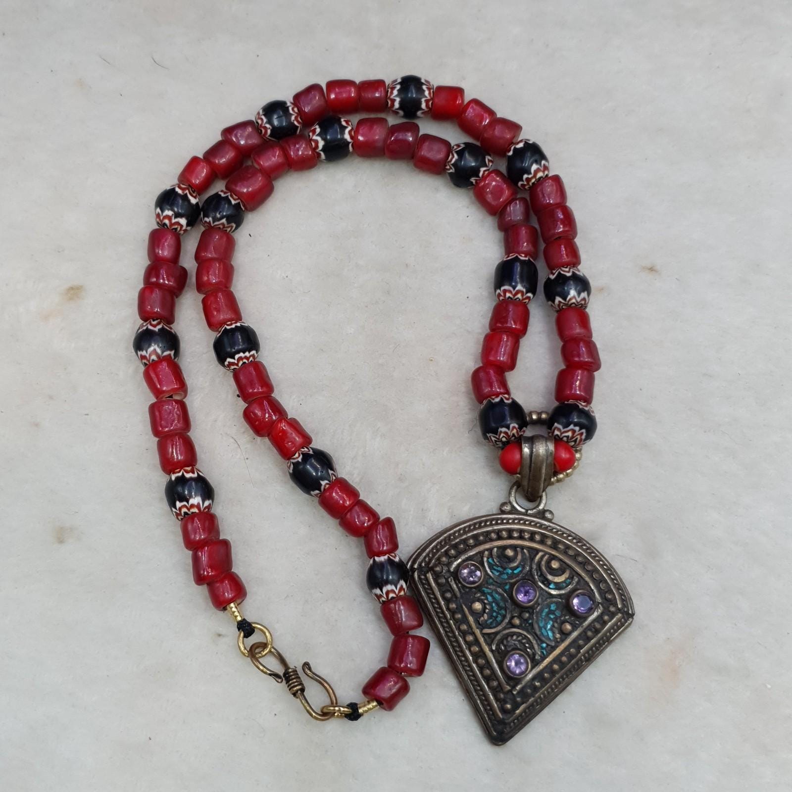 Venetian Whiteheart Chevron Bead Necklace: Amethyst Turquoise Pendant