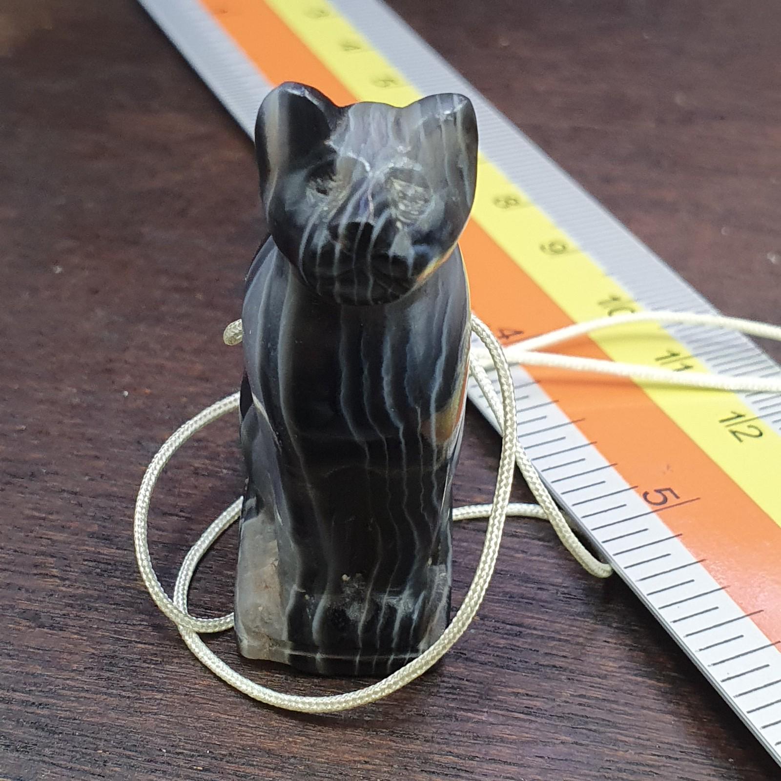 Antique agate animal figurine cat figure agate sculptures bead amulet