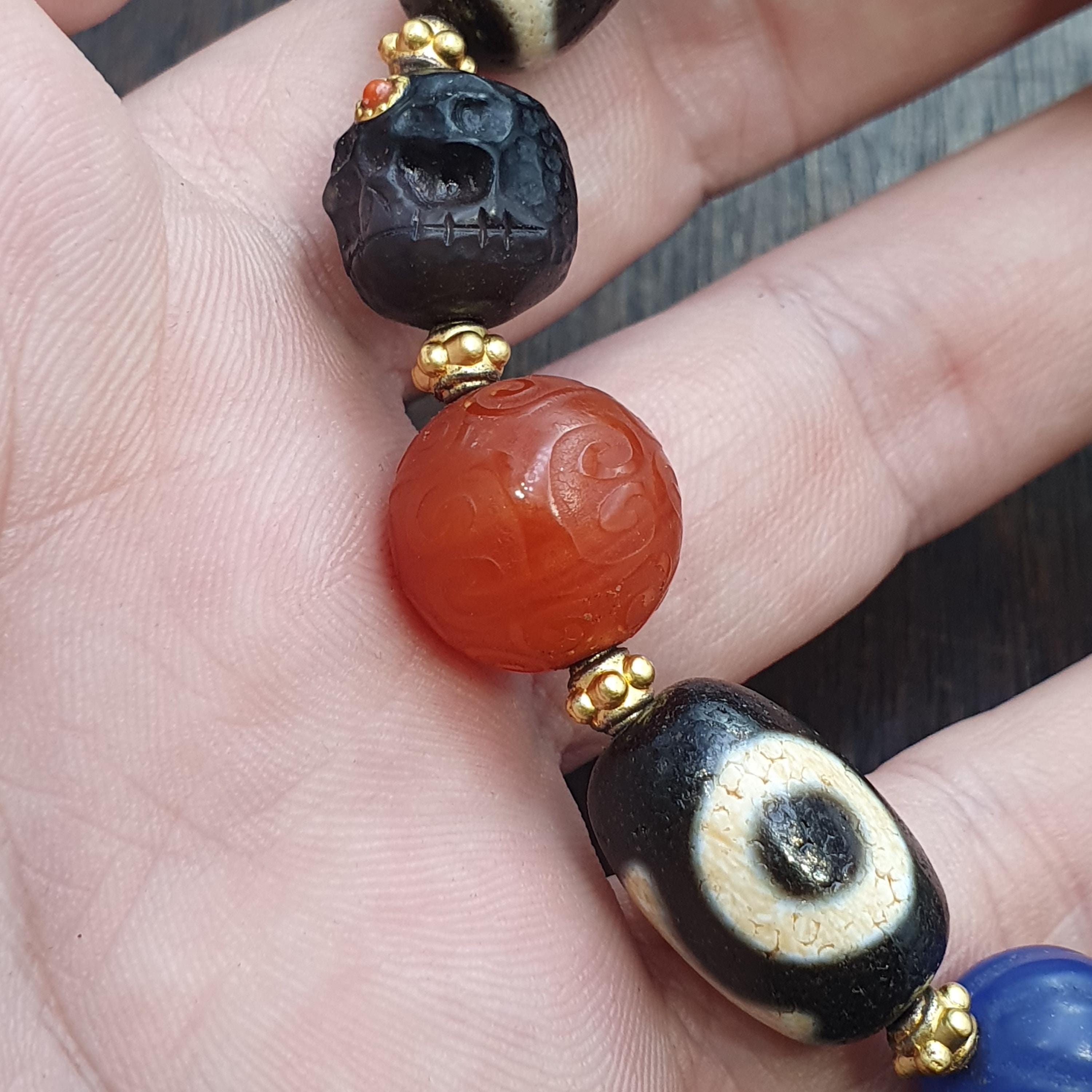Tibetan Dzi Agate Bead Bracelet – Nepalese Spiritual Motifs
