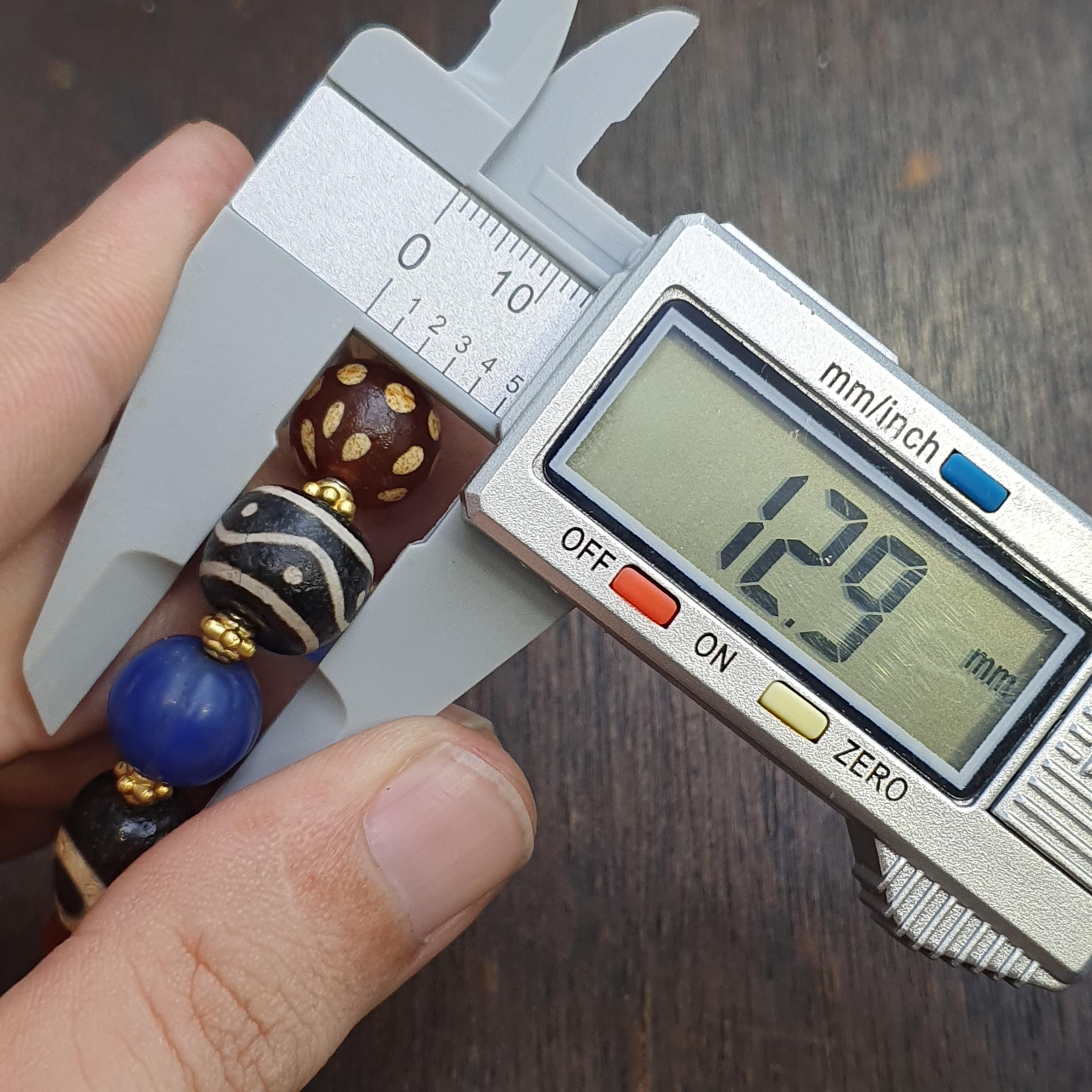 Tibetan Dzi Agate Bead Bracelet – Nepalese Spiritual Motifs