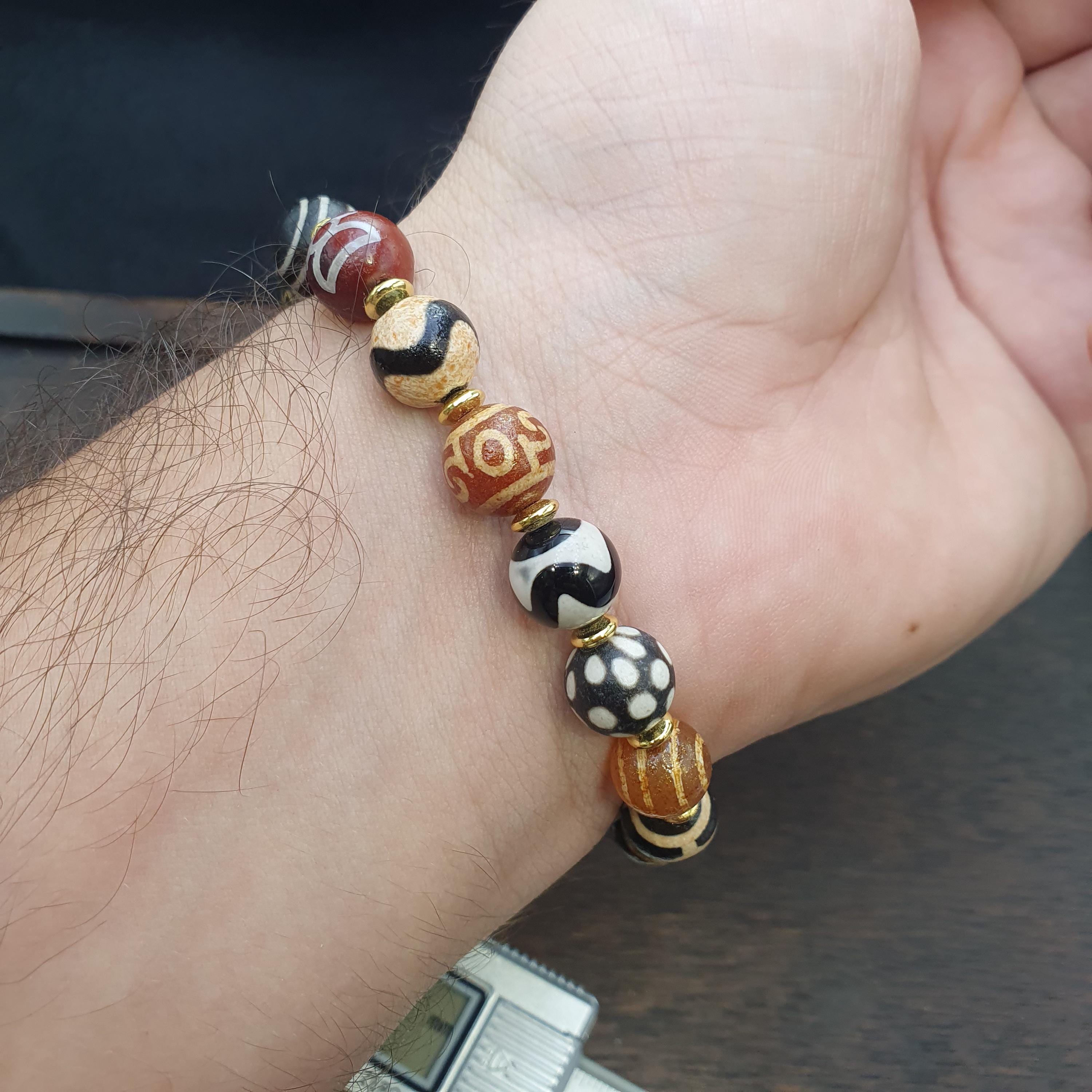 Tibetan dzi beads agate - protective symbols - spiritual beads bracelet