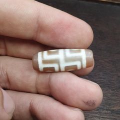 4 eyes old himalayan indo tibetan pinkish agate dzi bead rare pattern