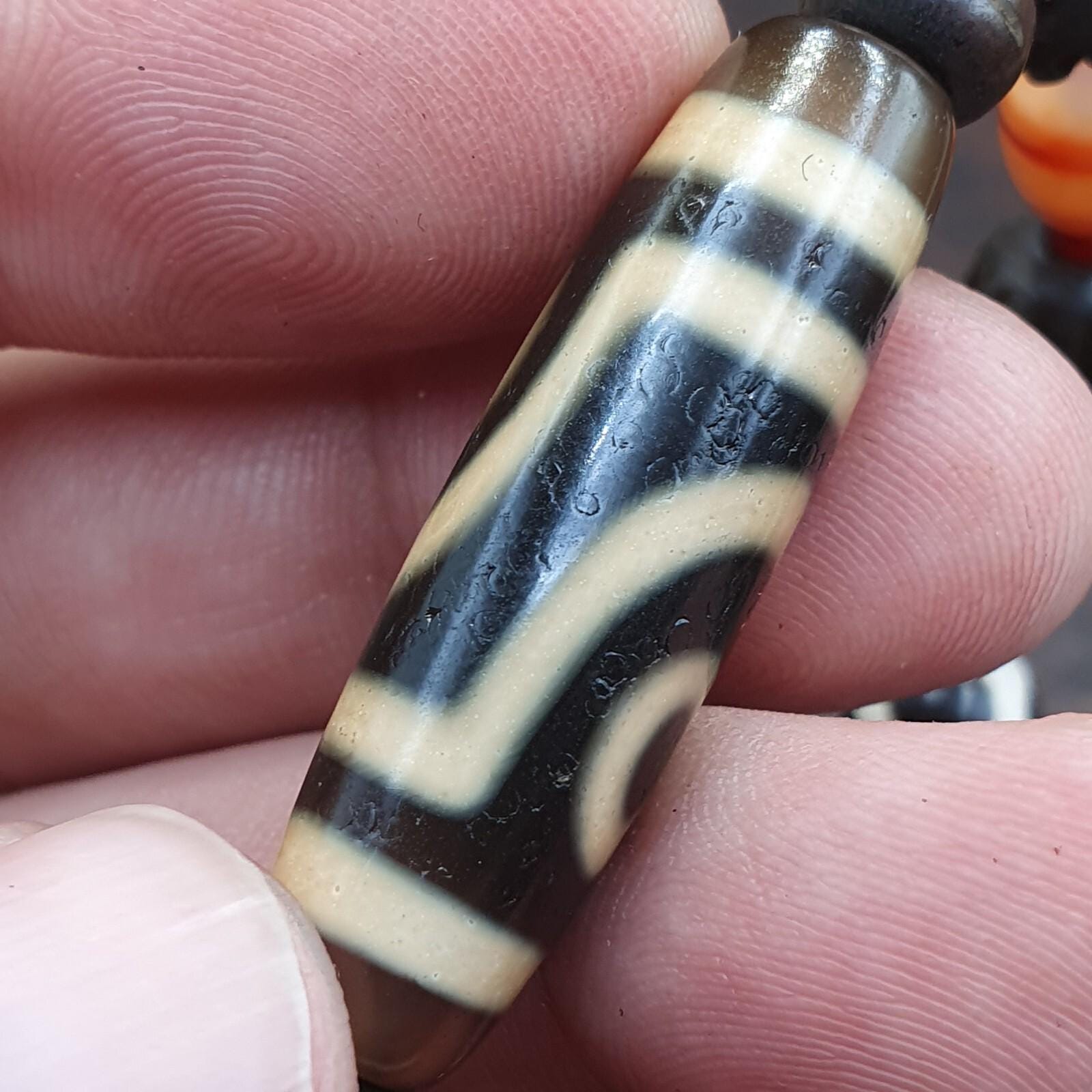 Tibetan dzi agate, carnelian himalayan carving yak bone beaded bracelet