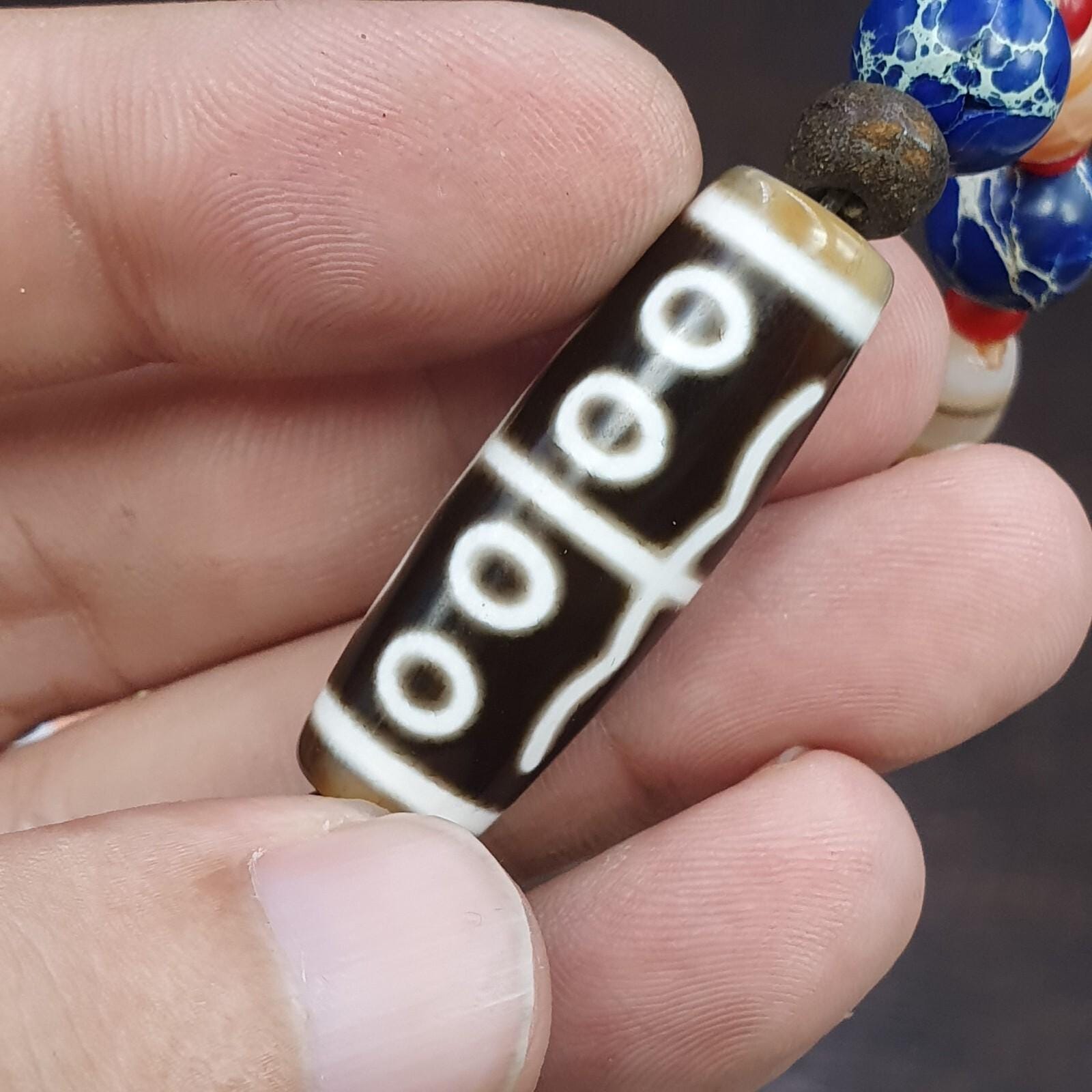 8 eyes old himalayan tibetan agate dzi and yak bone bead unique pattern bracelet