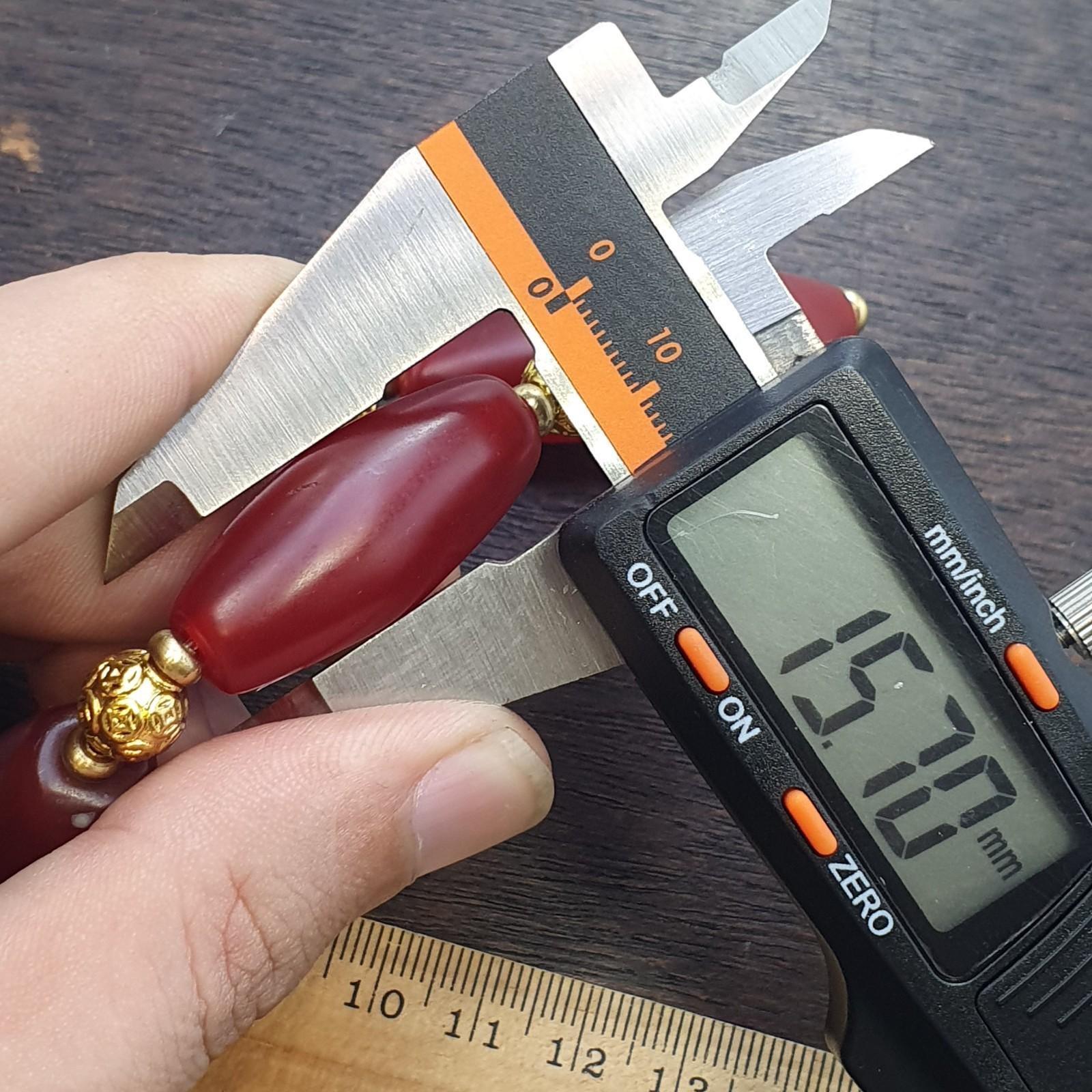 Vintage himalayan red agate bracelet – tibetan carnelian beads,