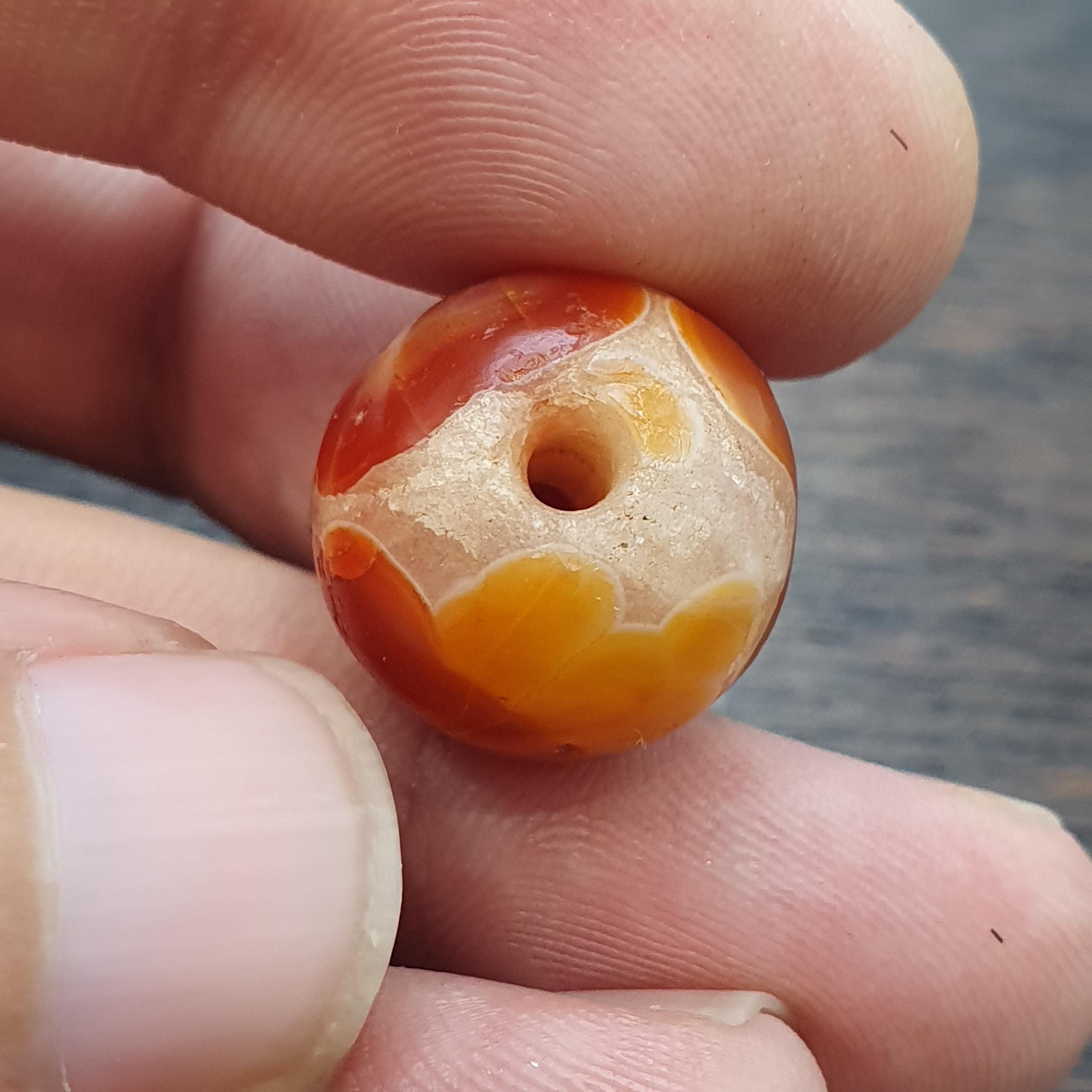 Ancient old crystalized agate antique himalayan indo tibetan eye suleimany bead