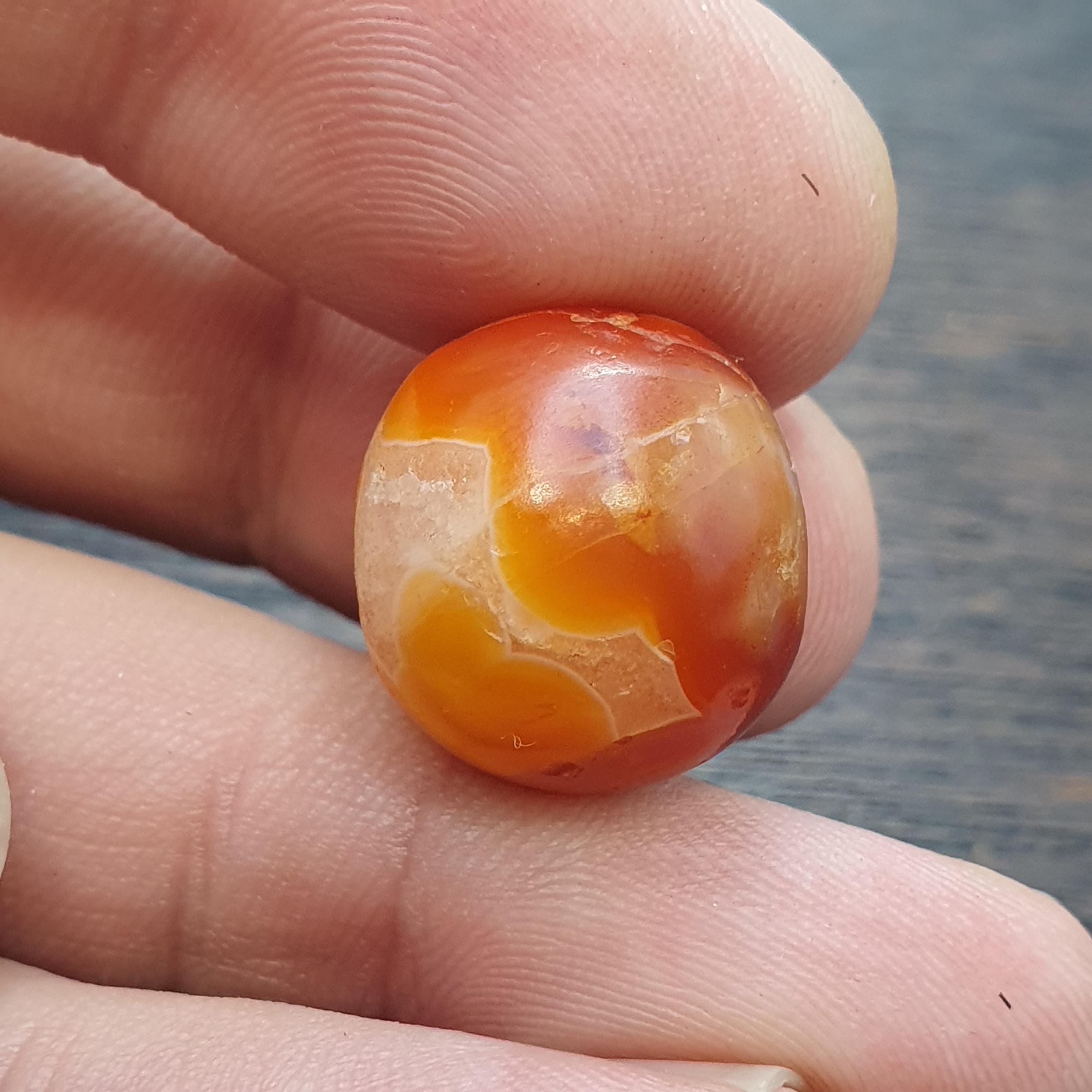 Ancient old crystalized agate antique himalayan indo tibetan eye suleimany bead