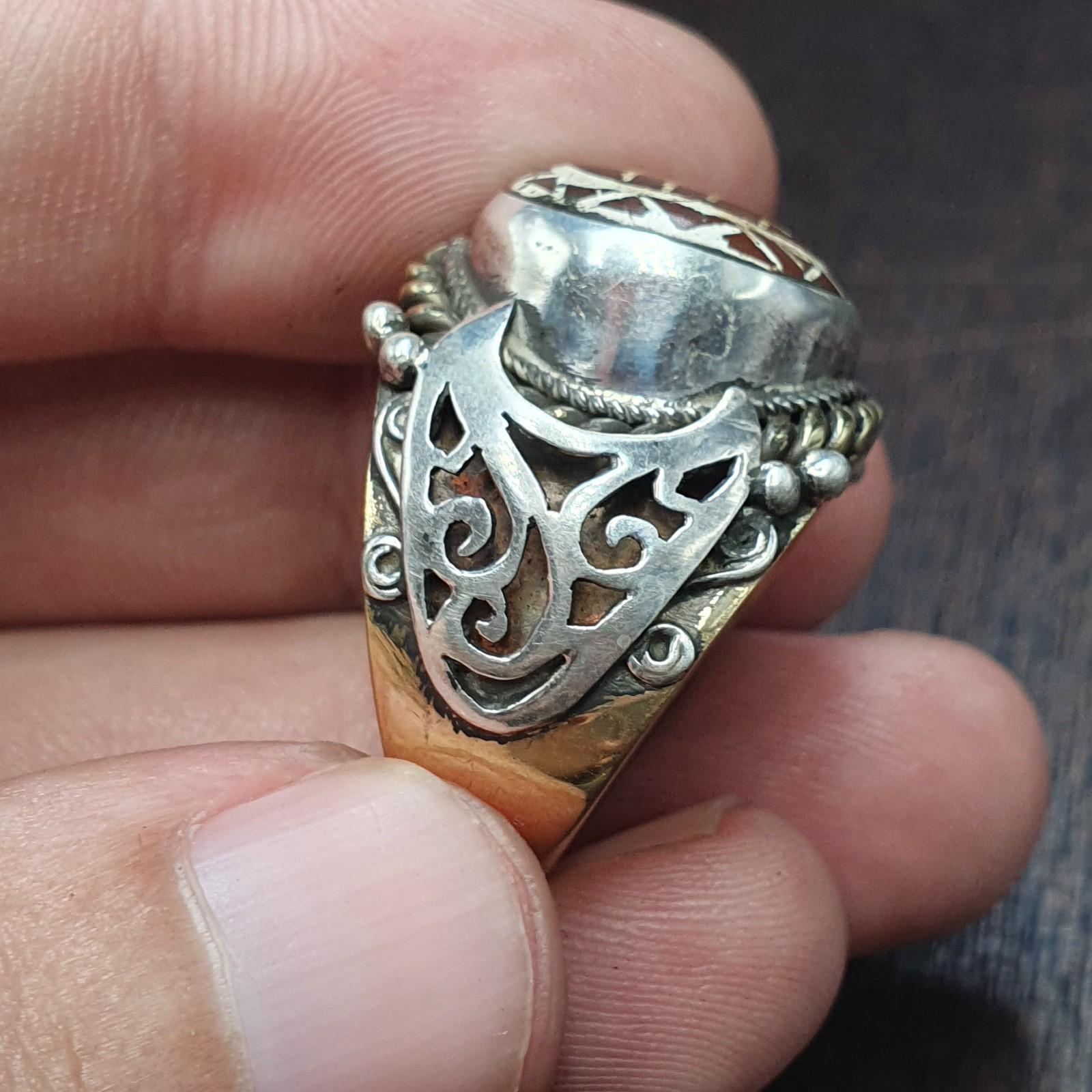 Antique tibetan etched agate carnelian stone silver inlay gold plated brass ring