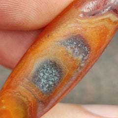 Antique yemeni old crystal agate middle eastern red agate bead -10y