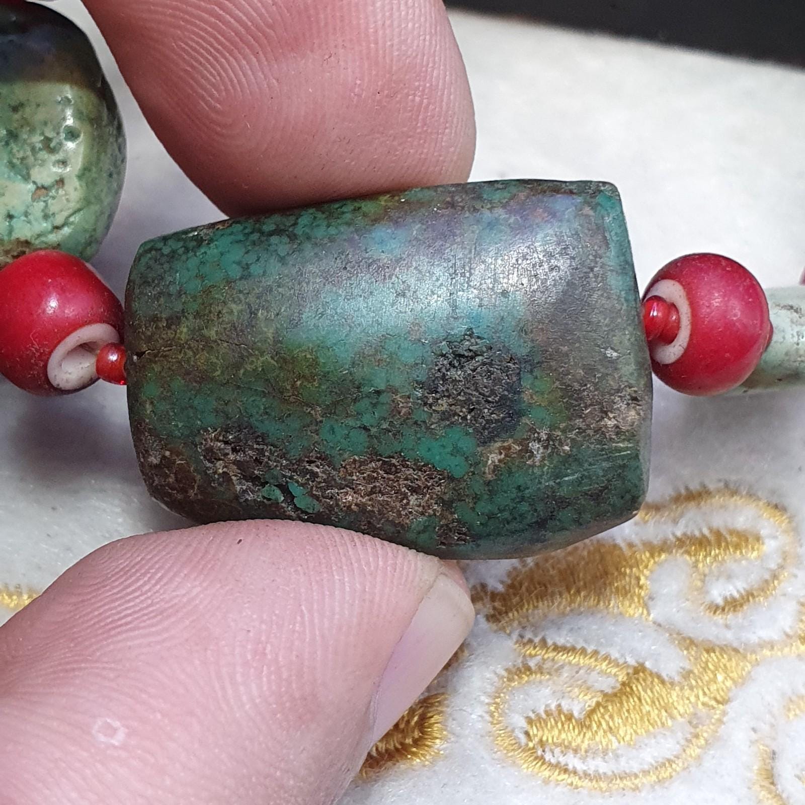 Antique turquoise and red whiteheart beads necklace #j5