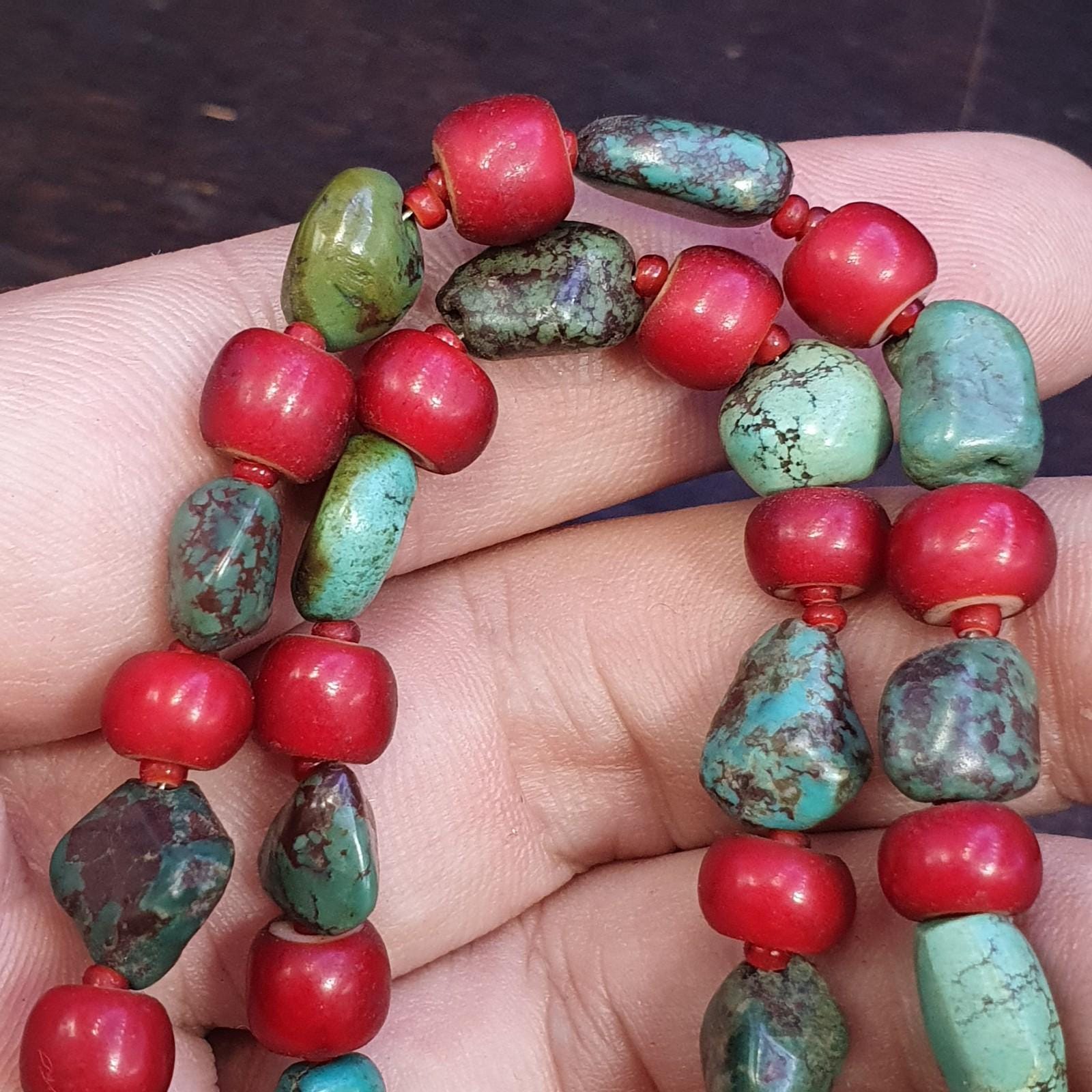 Antique turquoise and red whiteheart beads necklace #j5