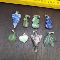 Lot 8 Pendants Lapis lazuli, Jade, jasper, hand carved Pendants necklace