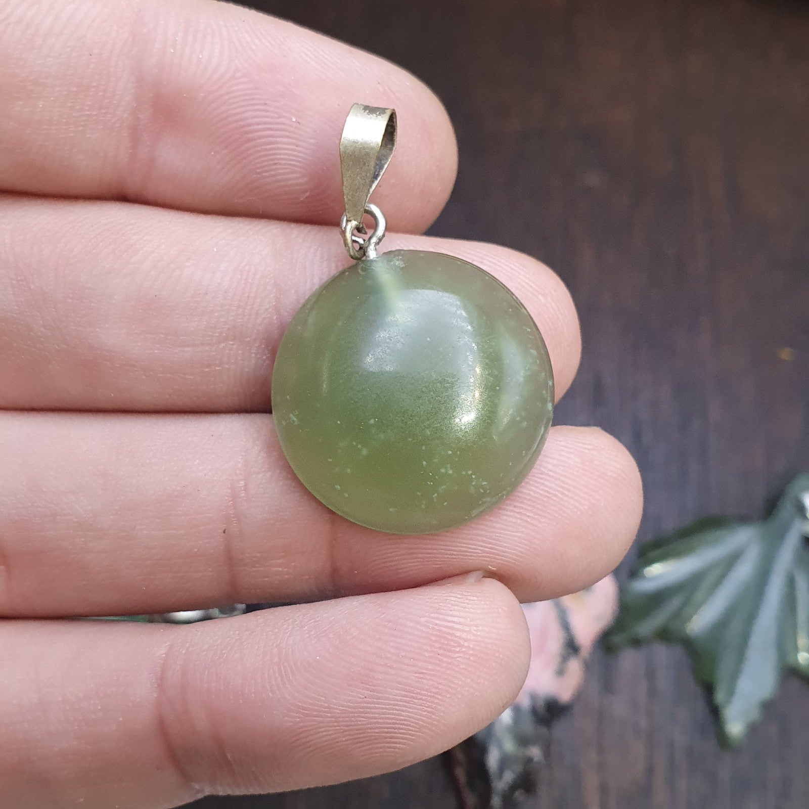 Lot 8 Pendants Lapis lazuli, Jade, jasper, hand carved Pendants necklace