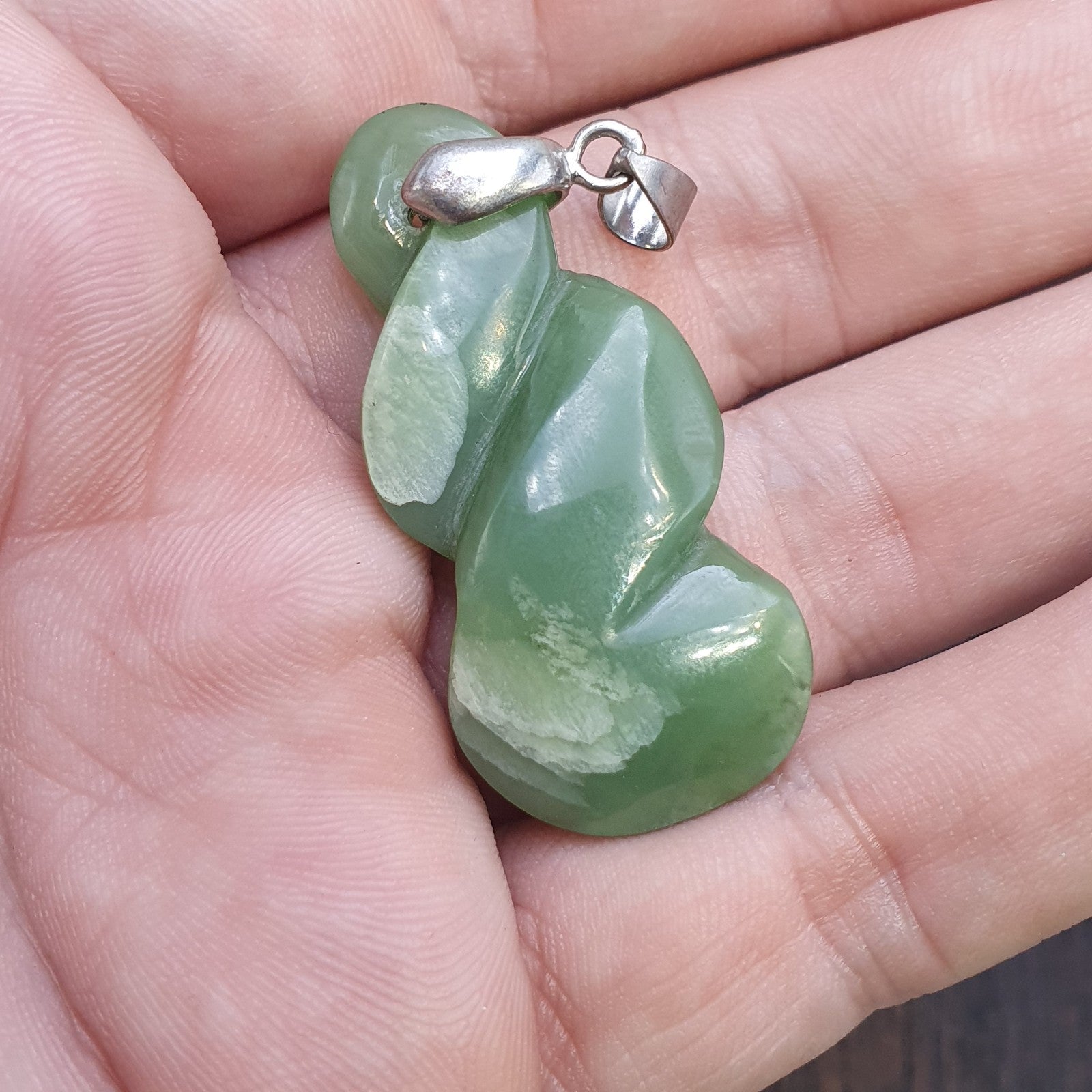 Lot 8 Pendants Lapis lazuli, Jade, jasper, hand carved Pendants necklace