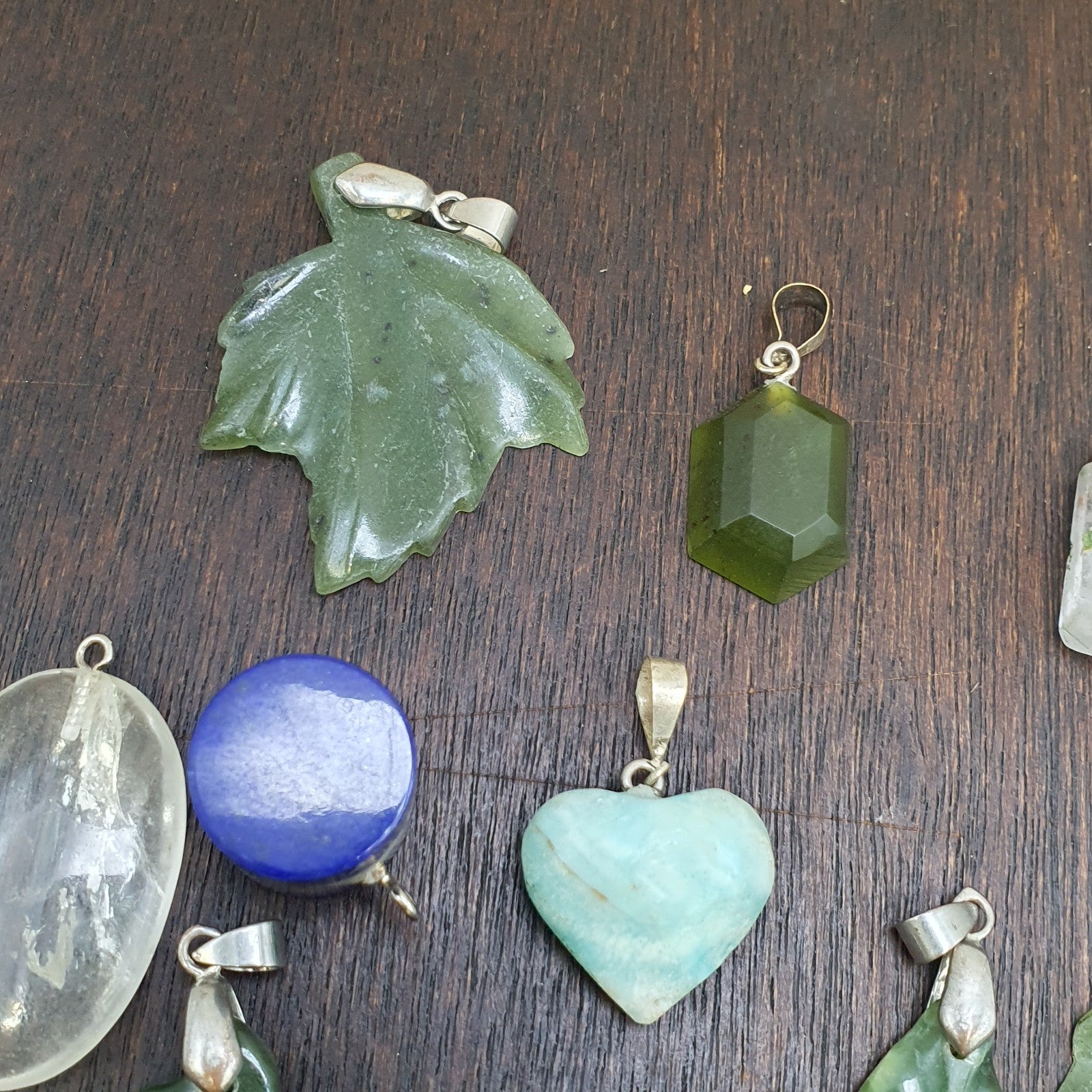 Lot 15 Pendants Lapis lazuli, Jade, jasper, Quartz hand carved Pendants necklace