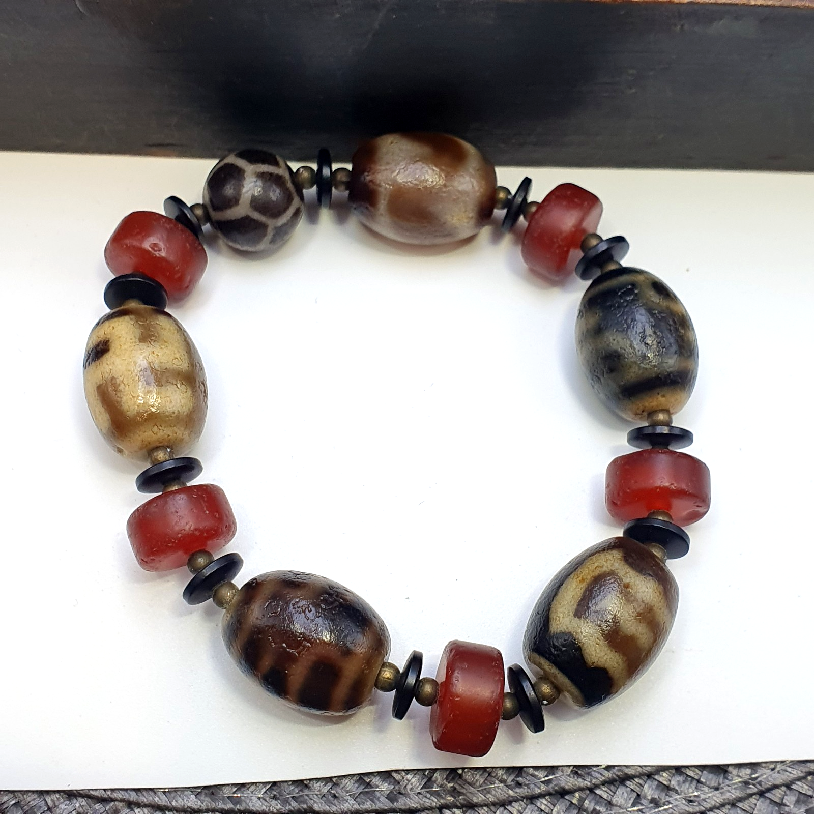 Tibetan dzi beads & Carnelian Beads old amulet Agate Vintage Tibet Bracelet