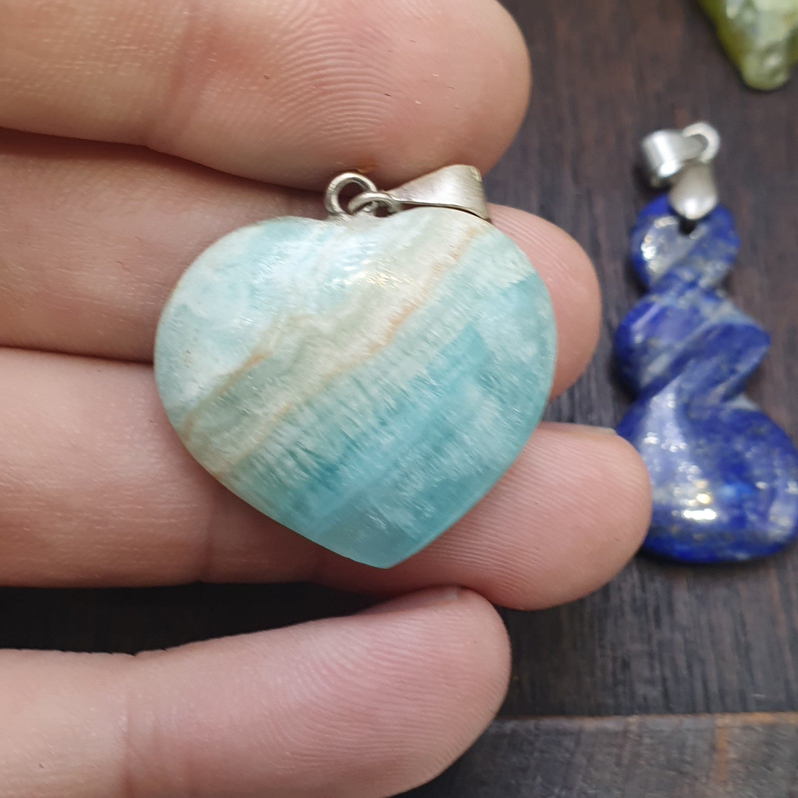 Lot 8 Pendants Lapis lazuli, Jade, jasper, hand carved Pendants necklace