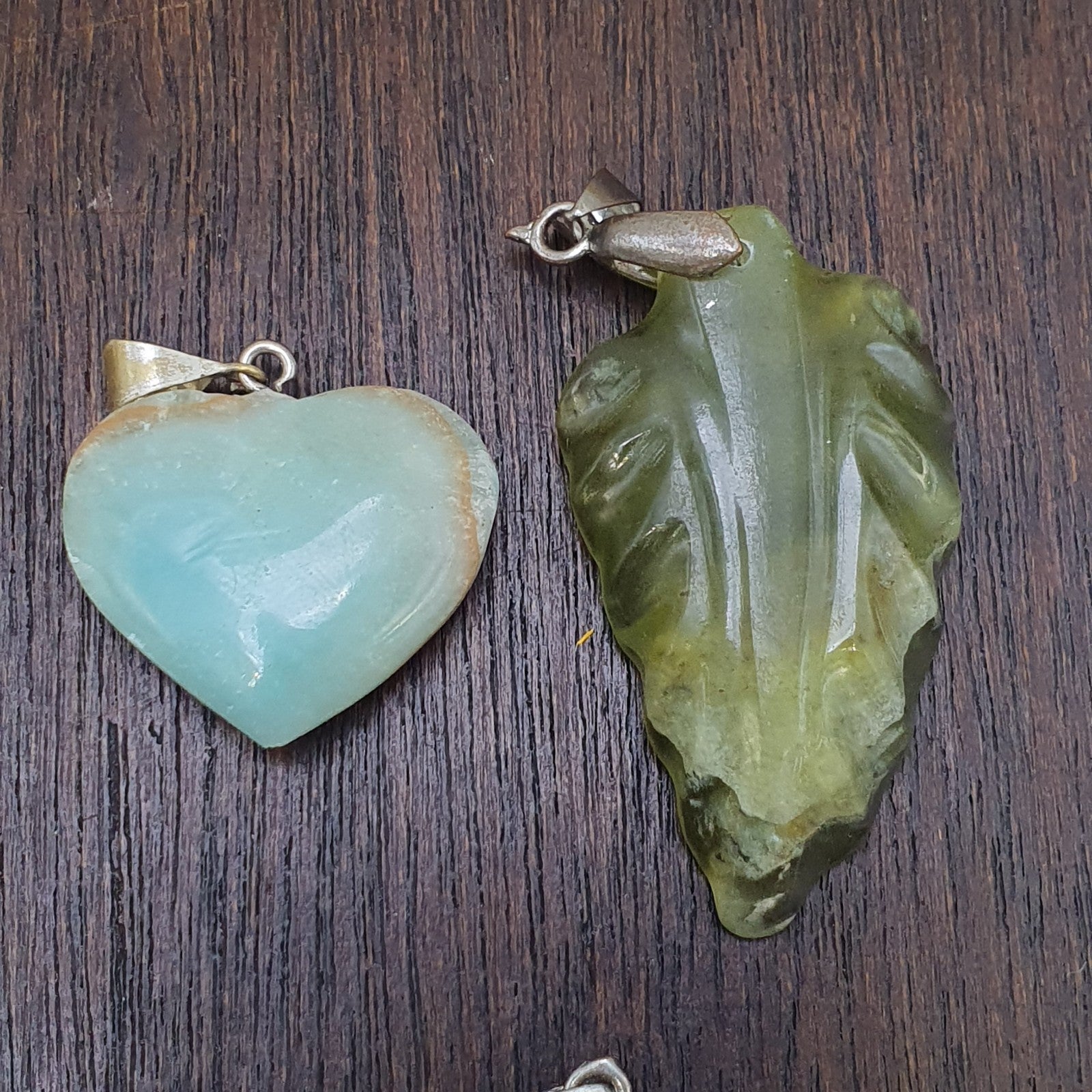 Lot 8 Pendants Lapis lazuli, Jade, jasper, hand carved Pendants necklace