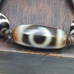 Tibetan Old Agate Dzi Beads Protective  Bracelets Amulet Pendant