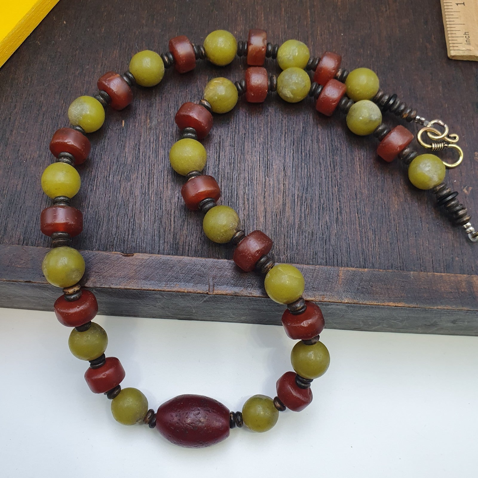 Himalayan Serpentine Jade & Carnelian Bead Necklace, Ethnic, Healing Stones