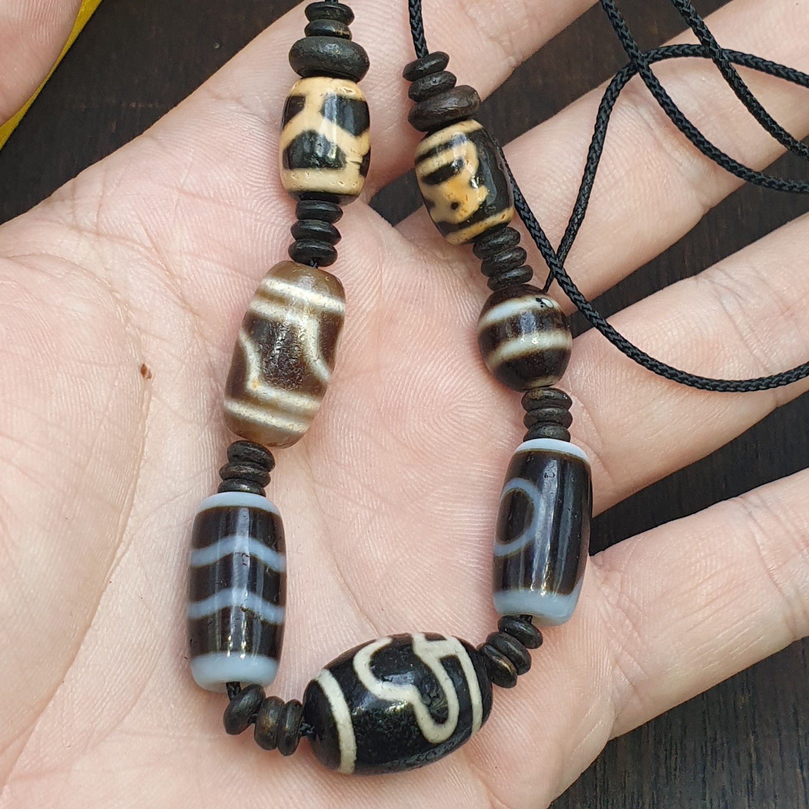 Lot 7 Unique Patterns Tibetan Old  Agate Dzi Eye Beads Protective Amulet Pendant