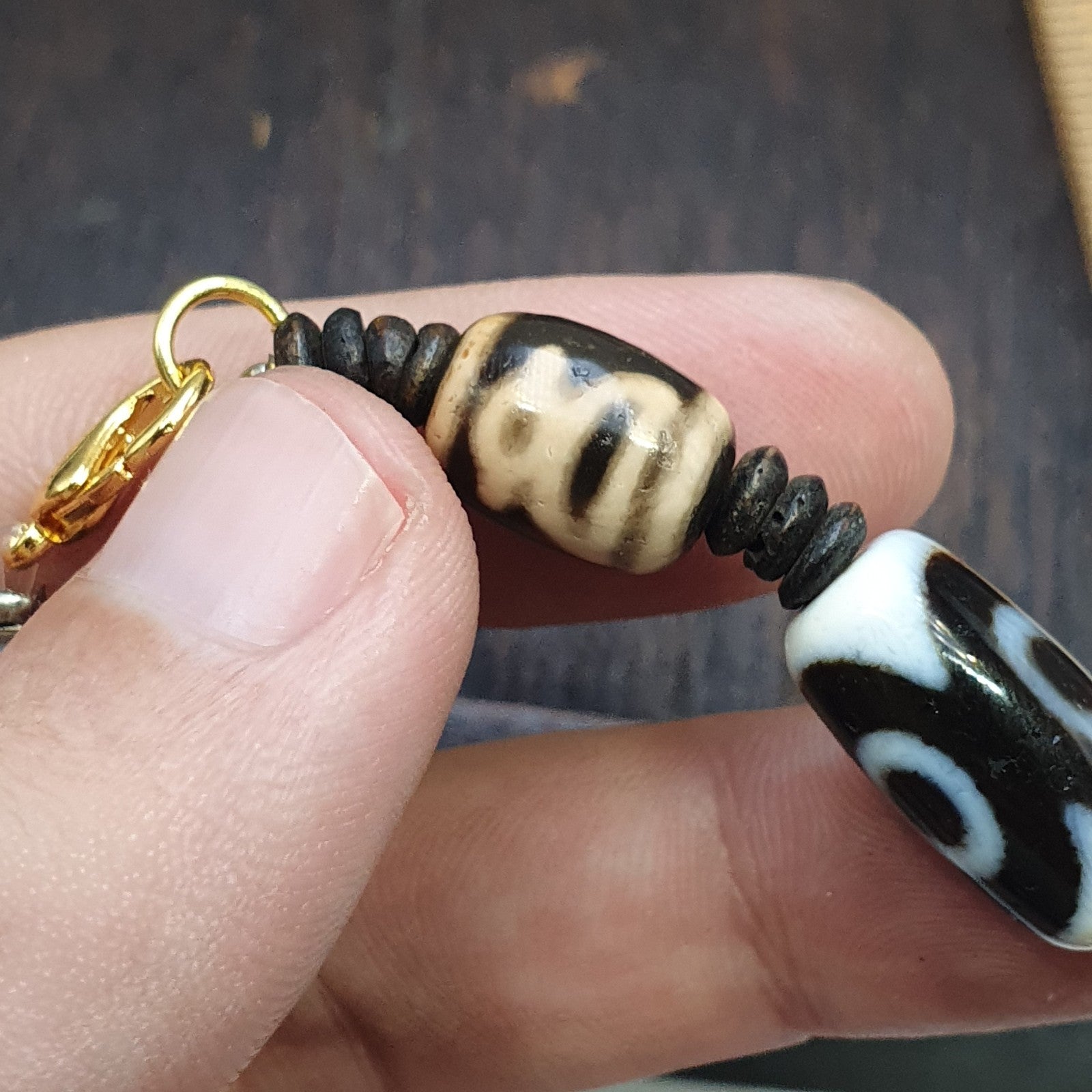 Tibetan Old Agate Dzi Beads Protective  Bracelets Amulet Pendant