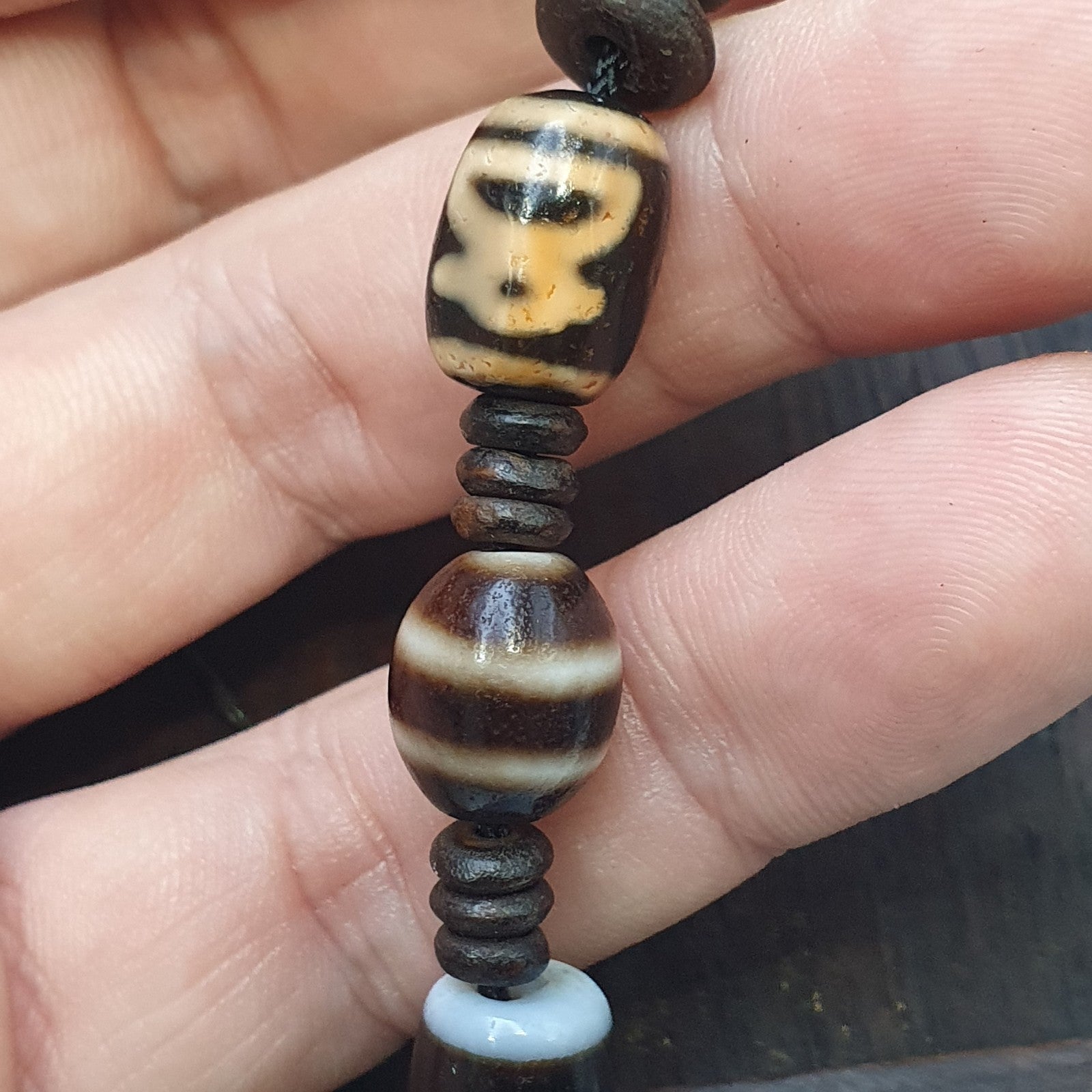 Lot 7 Unique Patterns Tibetan Old  Agate Dzi Eye Beads Protective Amulet Pendant