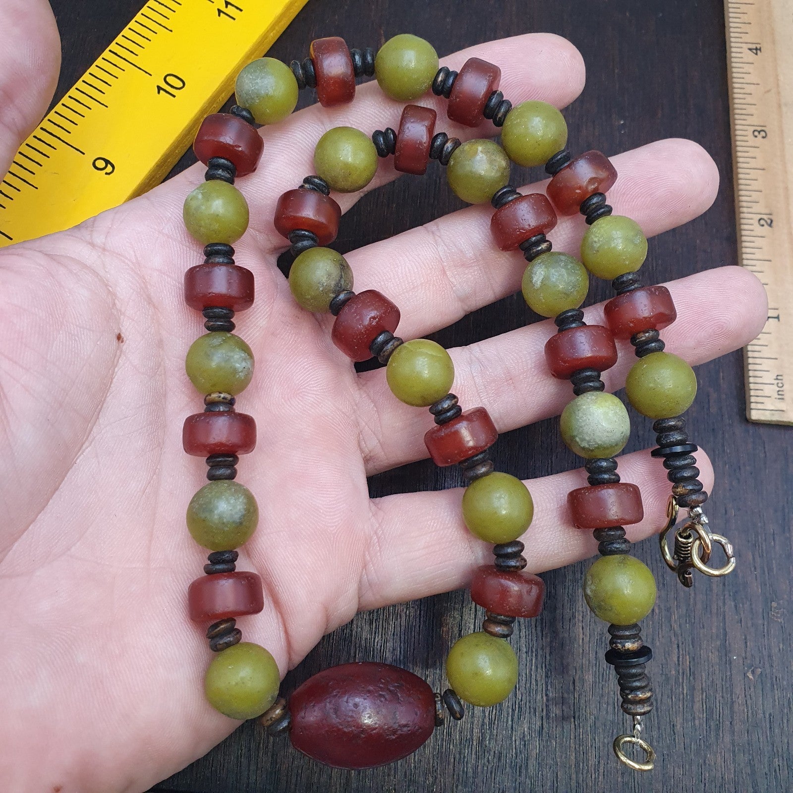 Himalayan Serpentine Jade & Carnelian Bead Necklace, Ethnic, Healing Stones