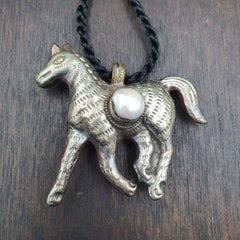 Wonderful Pearl on Horse pendent Carved Rare Tibetan Pendant necklace