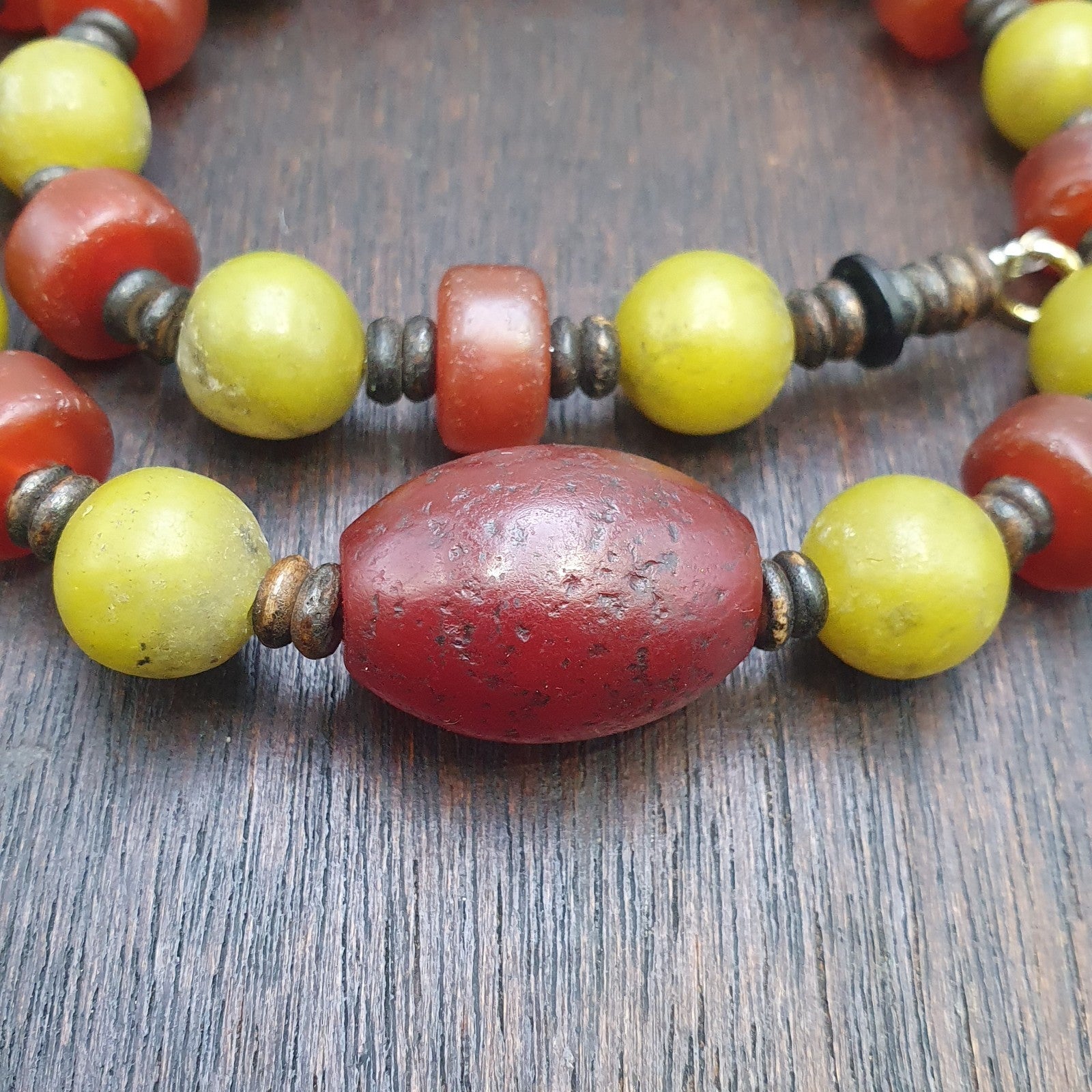 Himalayan Serpentine Jade & Carnelian Bead Necklace, Ethnic, Healing Stones