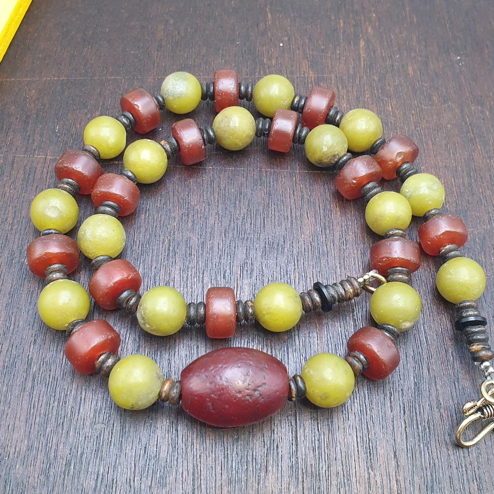 Himalayan Serpentine Jade & Carnelian Bead Necklace, Ethnic, Healing Stones