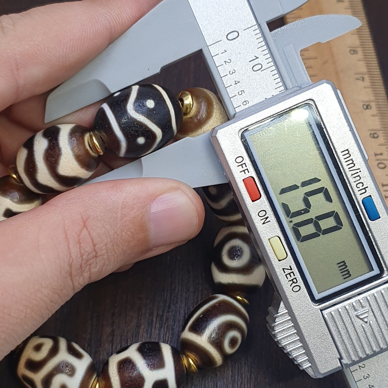 Unique Tibetan Old  Agate Dzi Eye Beads Protective  Bracelets Amulet Pendant