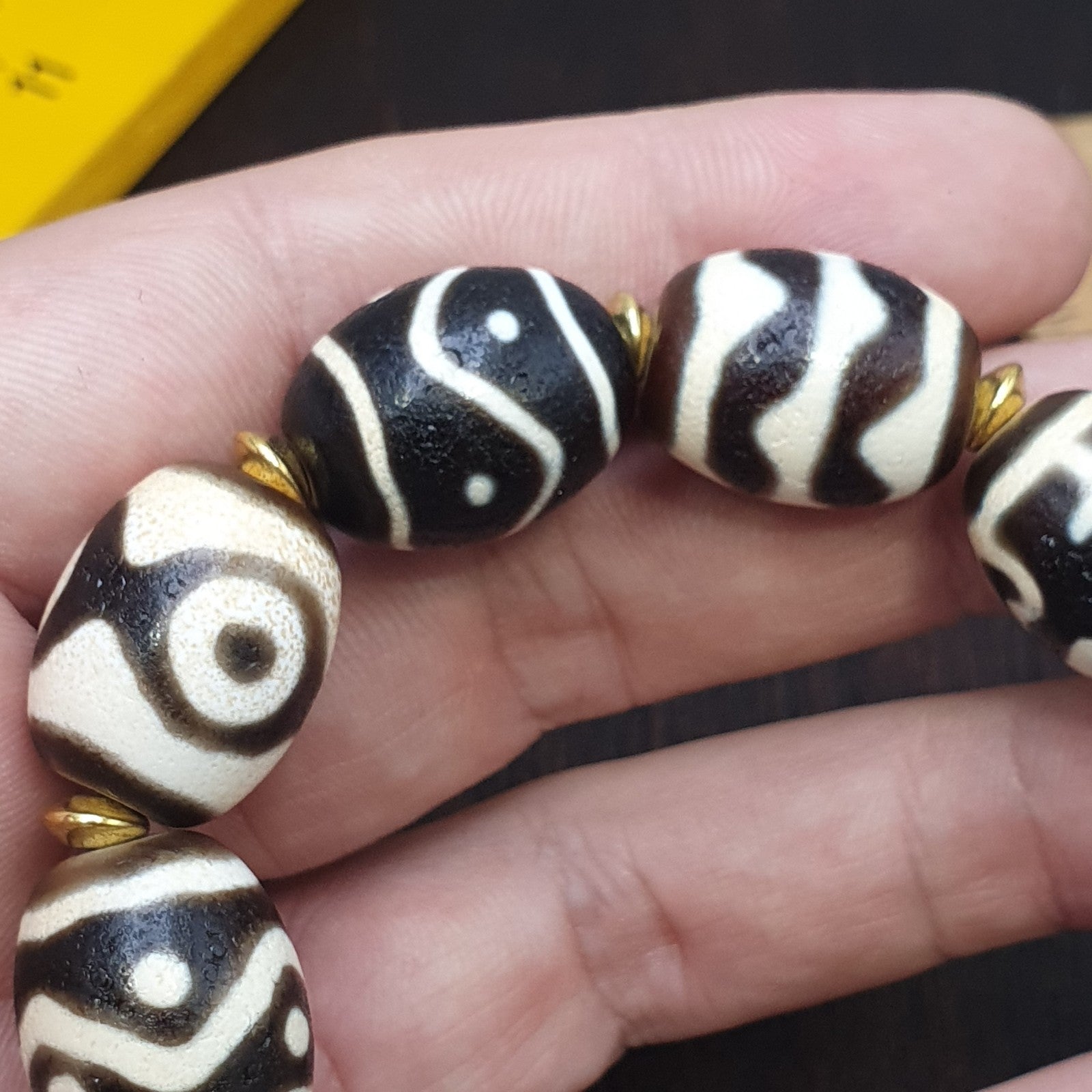 Unique Tibetan Old  Agate Dzi Eye Beads Protective  Bracelets Amulet Pendant