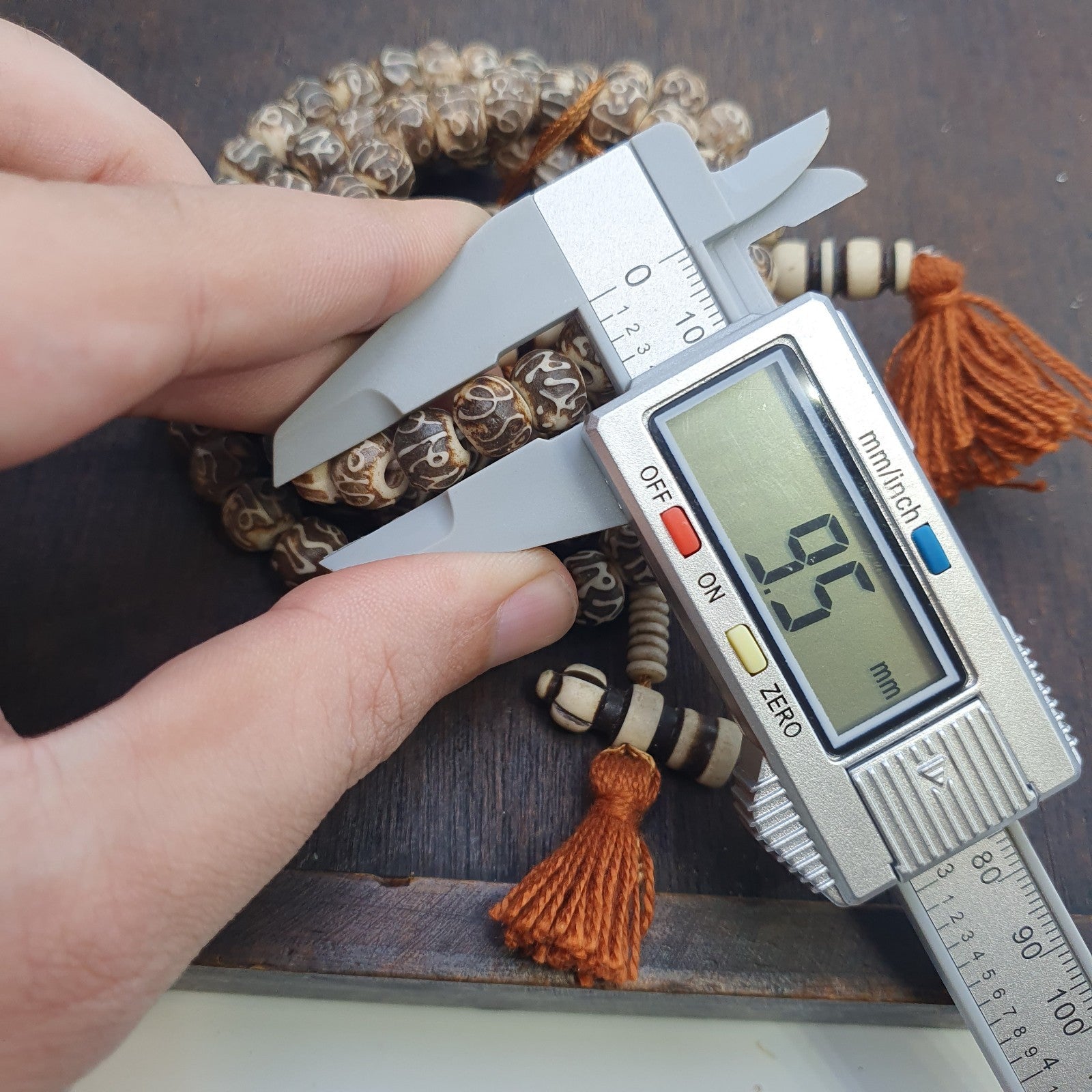 Vintage Himalayan Inscripted Spells on Yak Bone 108 BEADS ROSARY Mala TB-B33