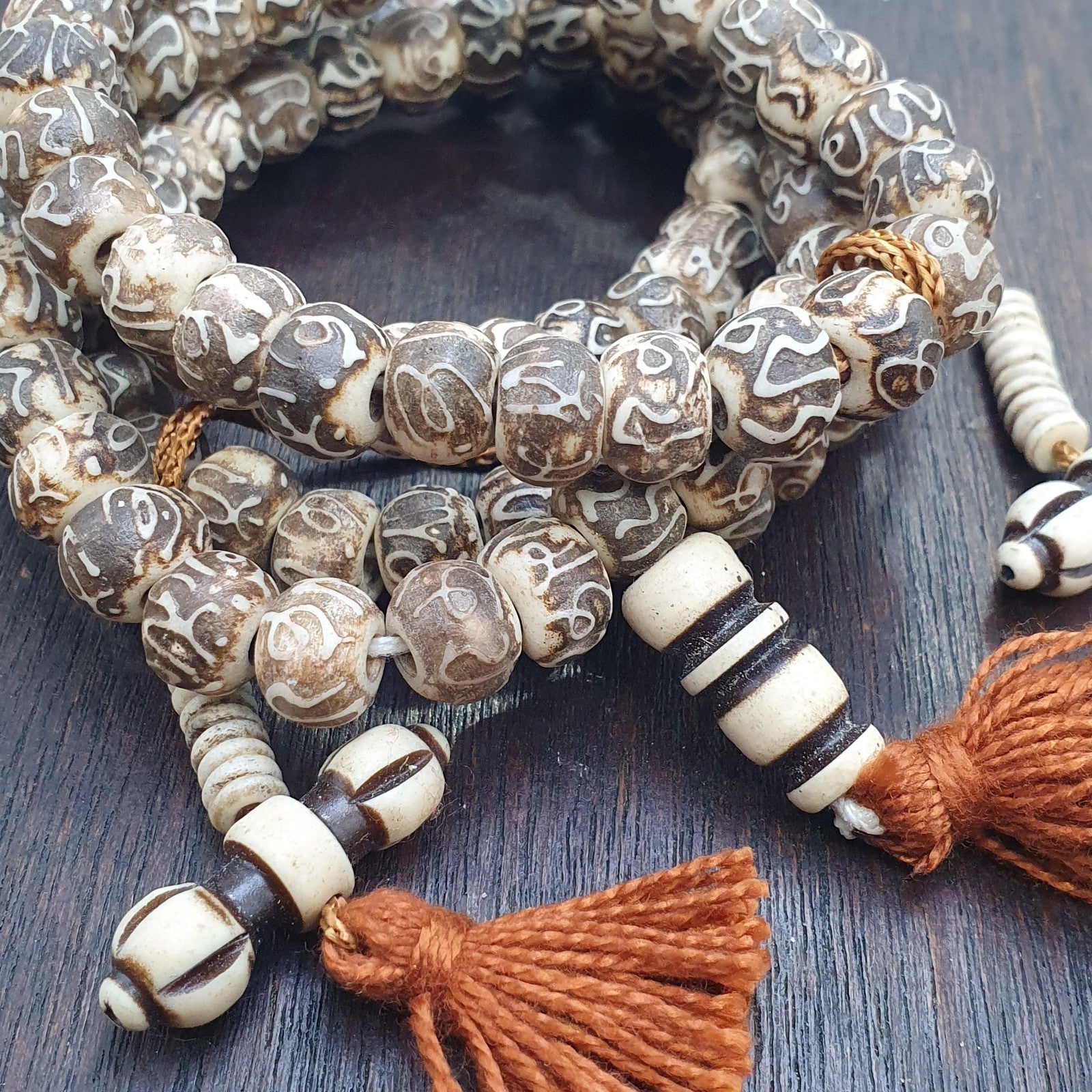 Vintage Himalayan Inscripted Spells on Yak Bone 108 BEADS ROSARY Mala TB-B33