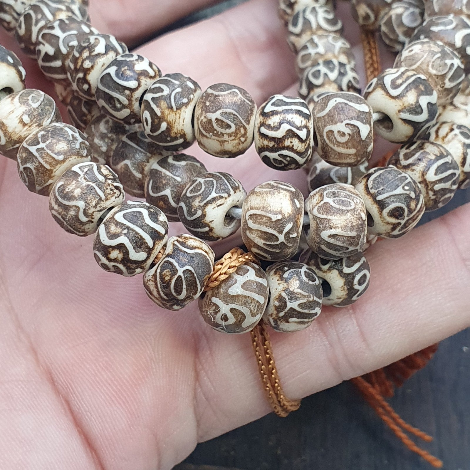 Vintage Himalayan Inscripted Spells on Yak Bone 108 BEADS ROSARY Mala TB-B33