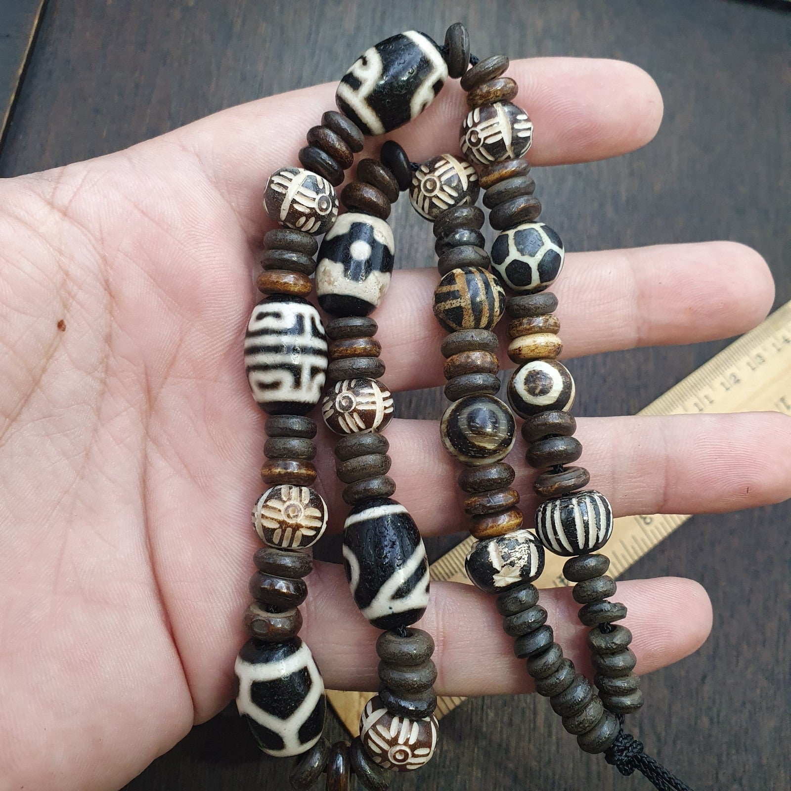 HIMALAYAN Indo Tibetan 5 Dzi Agate beads pumtek carving yak bone beaded necklace