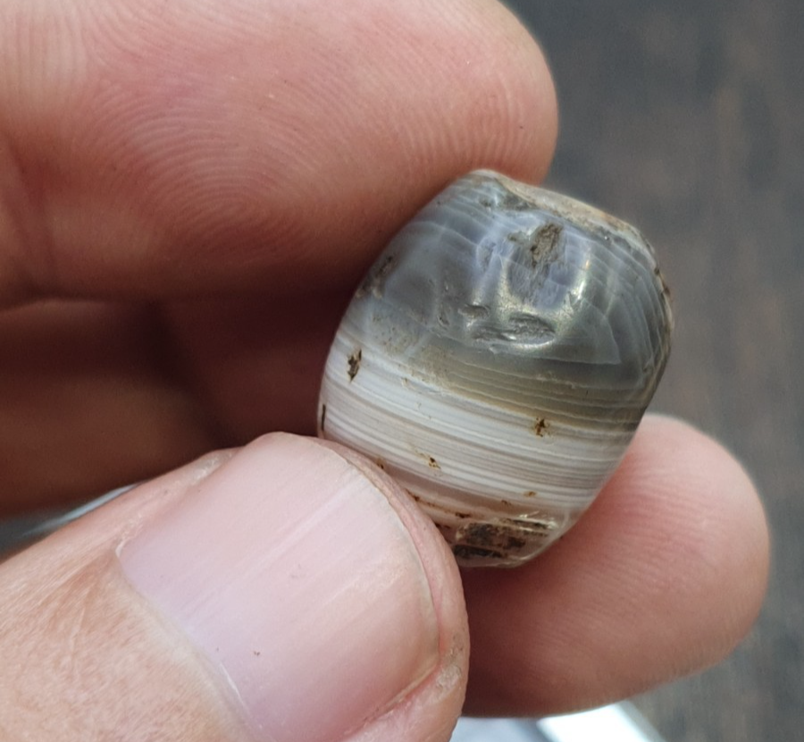 Ancient Middle eastern Yemeni African agate bead 1000+ years old