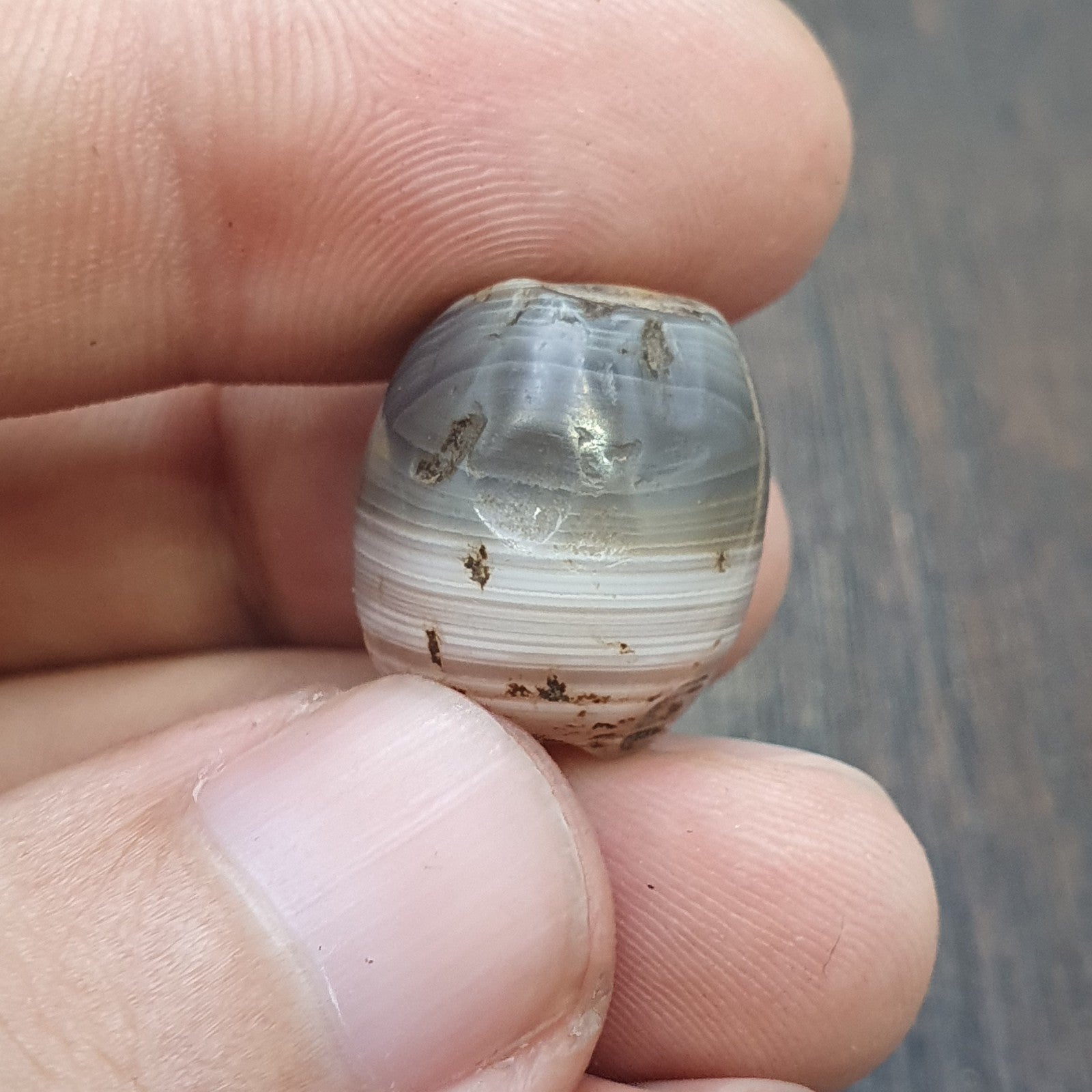 Ancient Middle eastern Yemeni African agate bead 1000+ years old