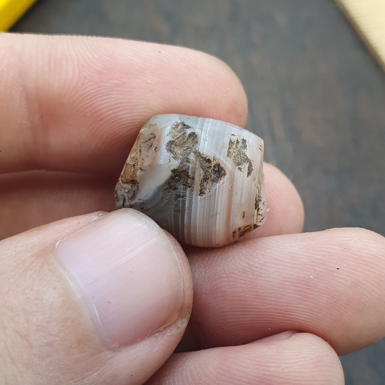 Ancient Middle eastern Yemeni African agate bead 1000+ years old