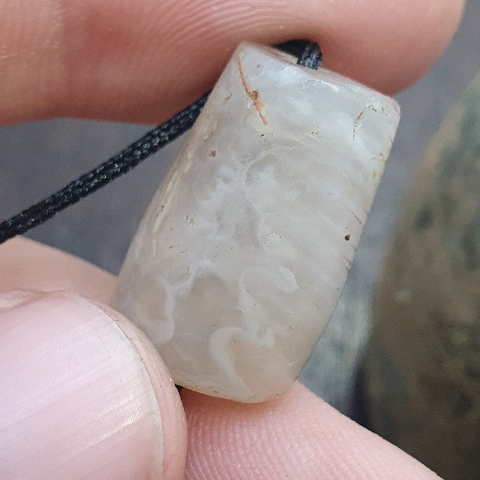 Ancient Blood Spots Rare Eyes pattern Yemeni African agate bead 2000+ years old