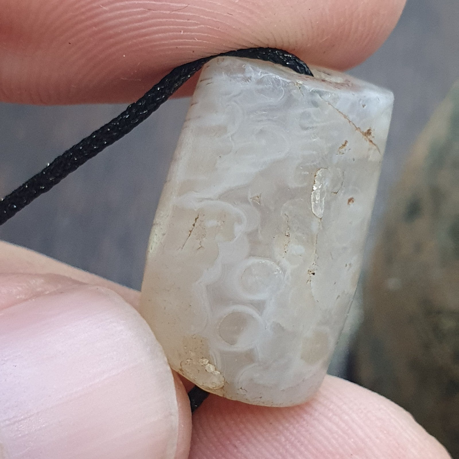 Ancient Blood Spots Rare Eyes pattern Yemeni African agate bead 2000+ years old