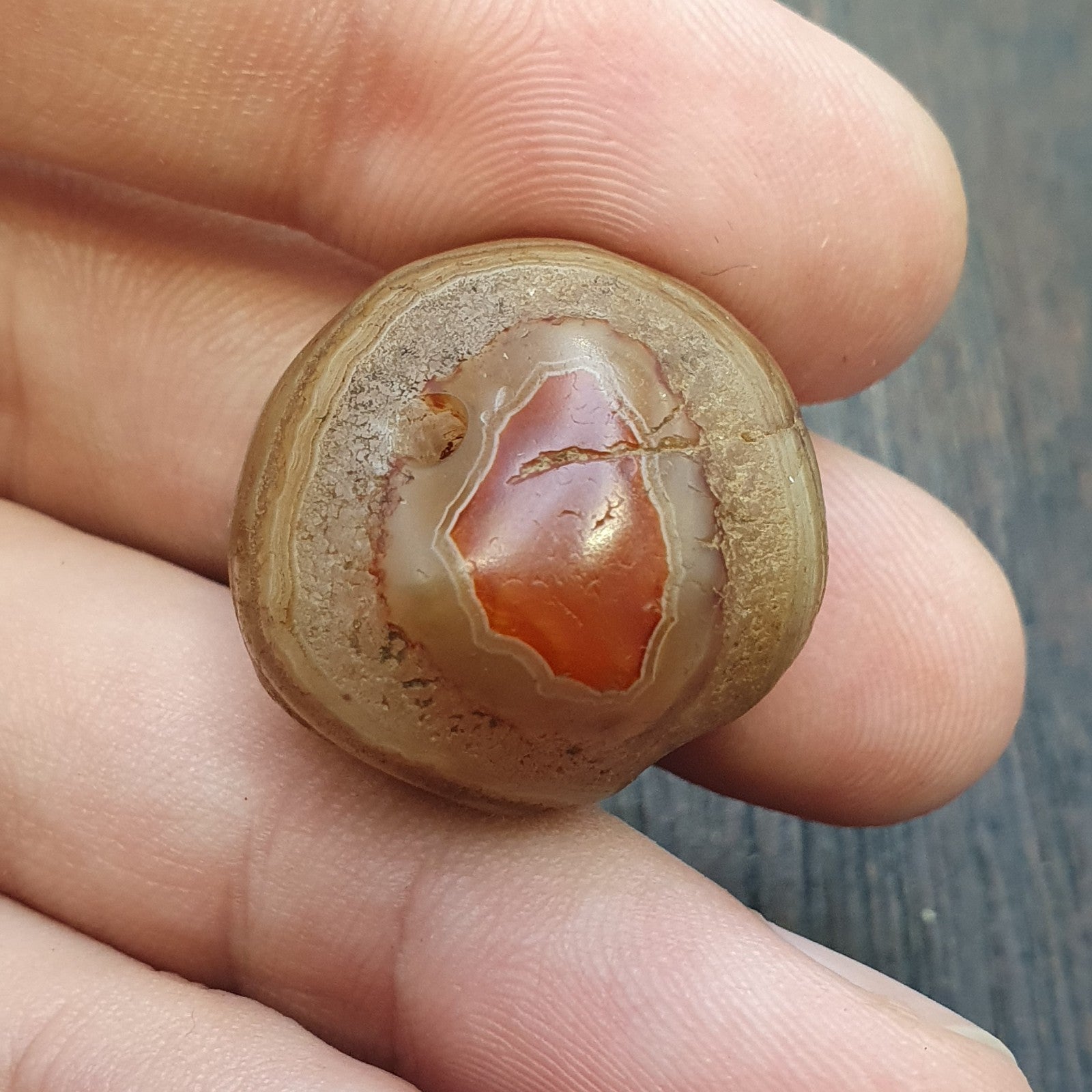 Antique ancient Yemeni Middle eastern Brown red agate stone bead amulet  KHLK 1
