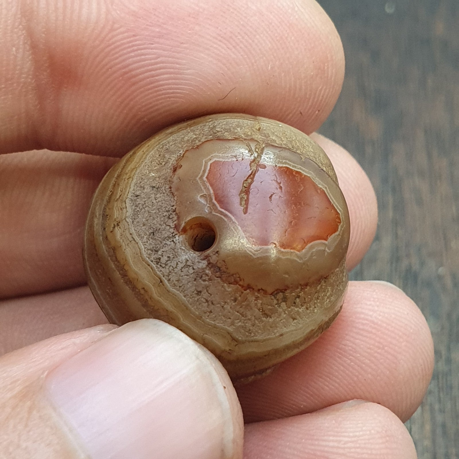 Antique ancient Yemeni Middle eastern Brown red agate stone bead amulet  KHLK 1