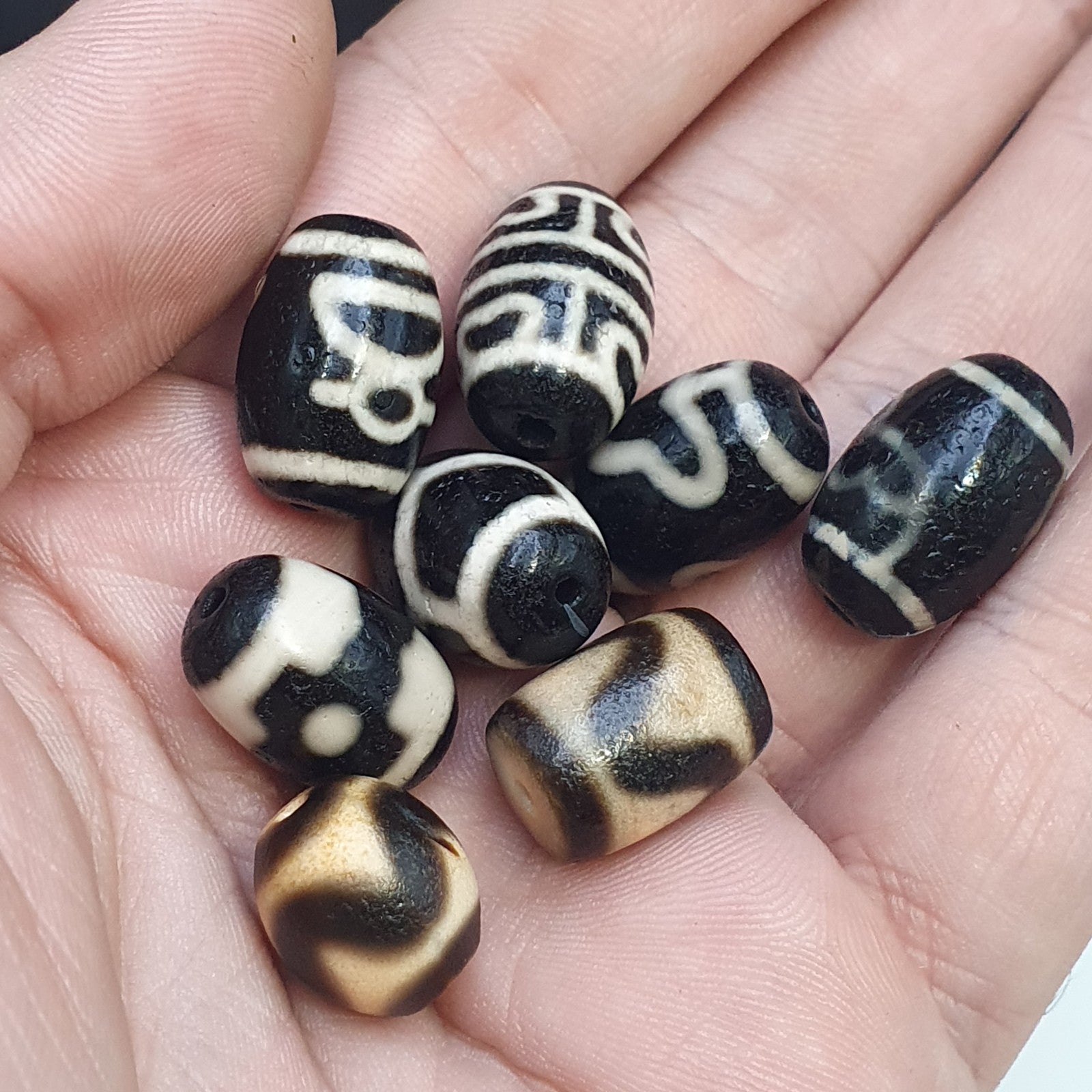 Lot 8 Tibetan dzi bead old amulet Agate Vintage Tibet pendant Necklace