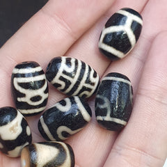 Lot 8 Tibetan dzi bead old amulet Agate Vintage Tibet pendant Necklace