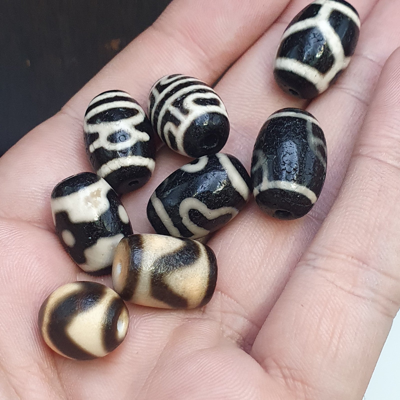 Lot 8 Tibetan dzi bead old amulet Agate Vintage Tibet pendant Necklace