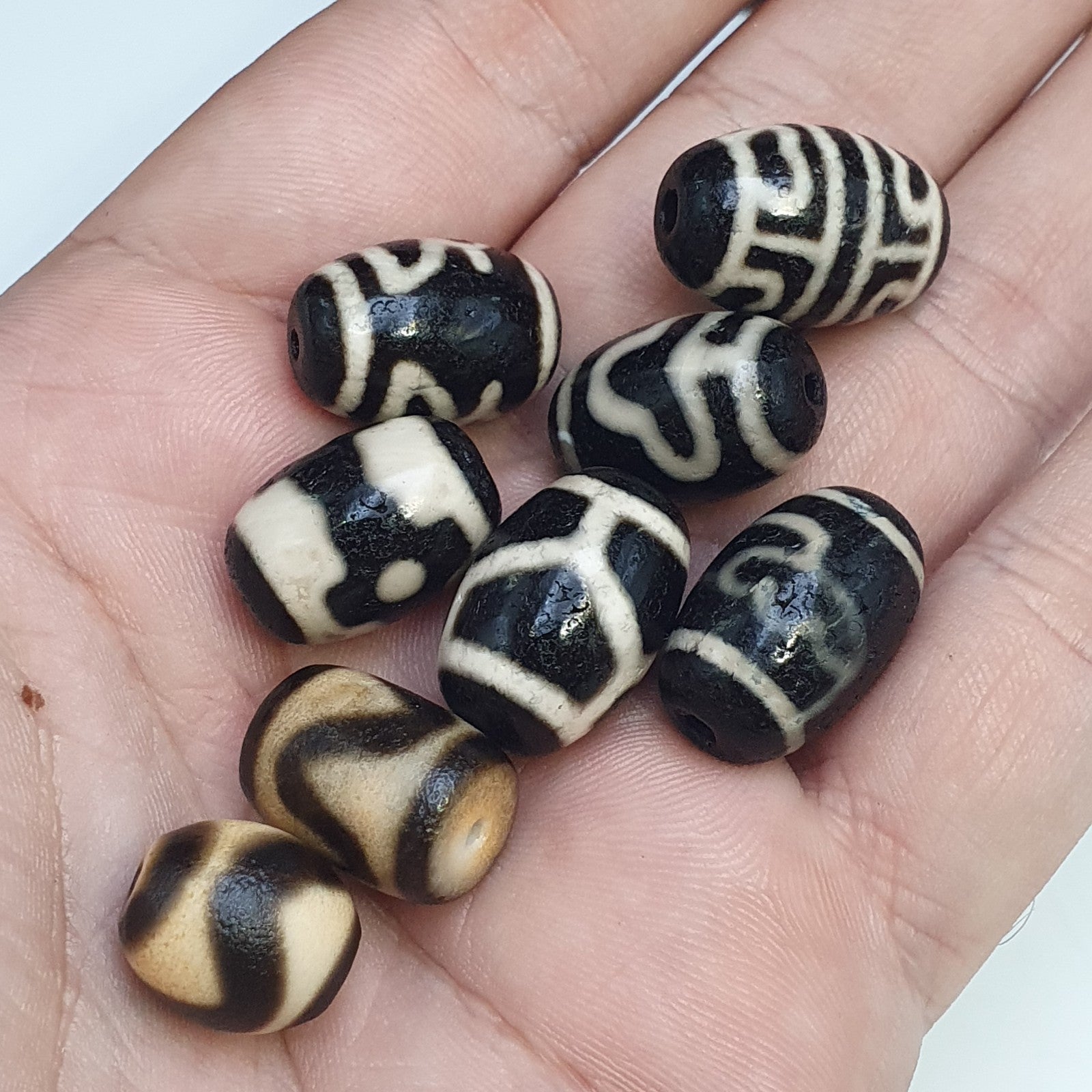 Lot 8 Tibetan dzi bead old amulet Agate Vintage Tibet pendant Necklace