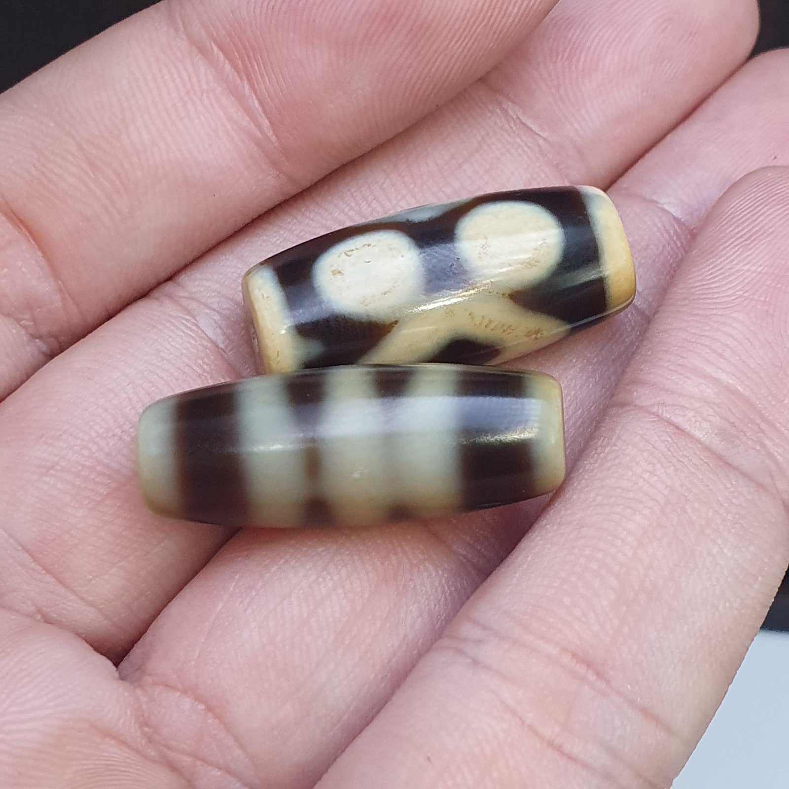 Lot 2 Tibetan dzi bead old amulet Agate Vintage Tibet pendant Necklace