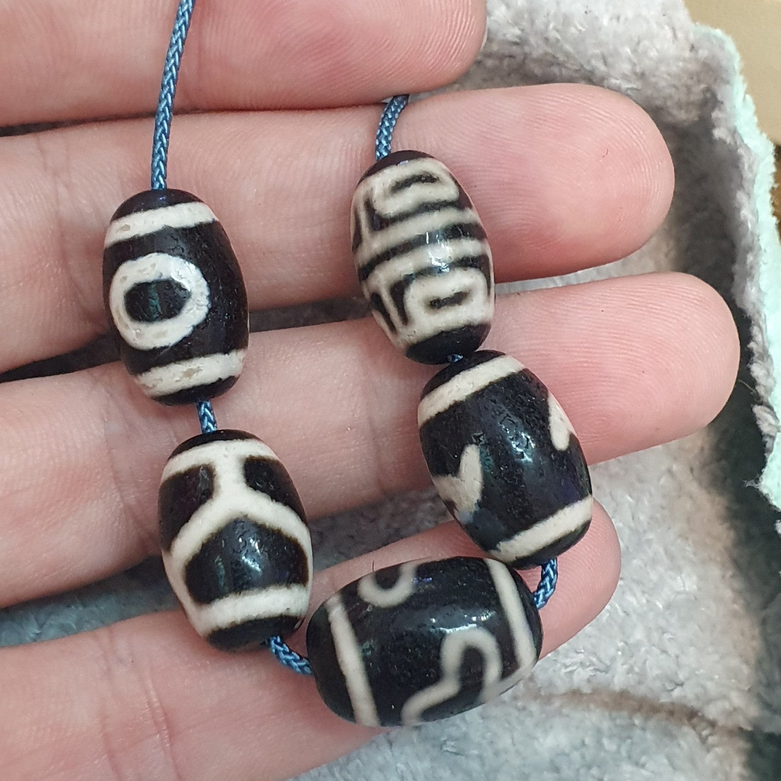 Lot 5 Tibetan dzi bead old amulet Agate Vintage Tibet pendant Necklace